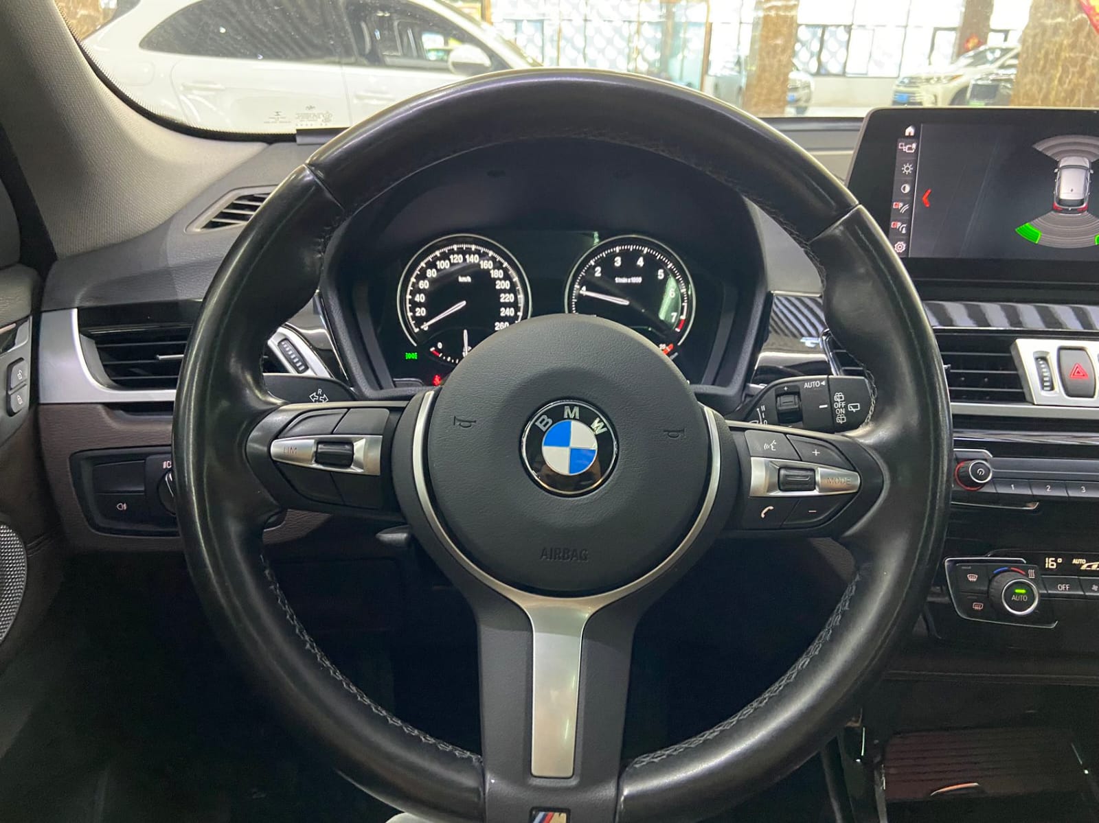 BMW X1 sDrive20Li Premium Edition