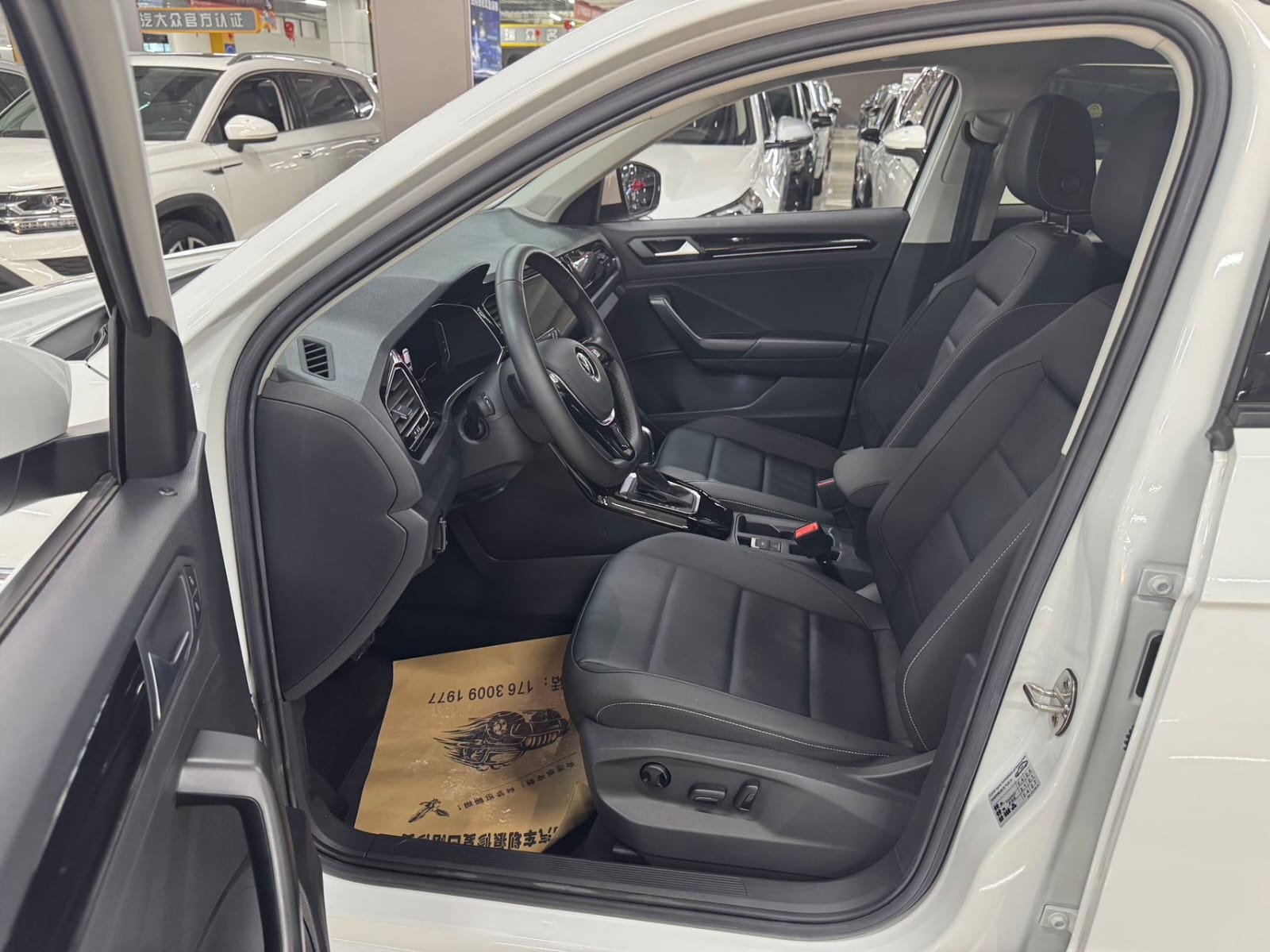 Volkswagen T-Roc 280TSI DSG Plus