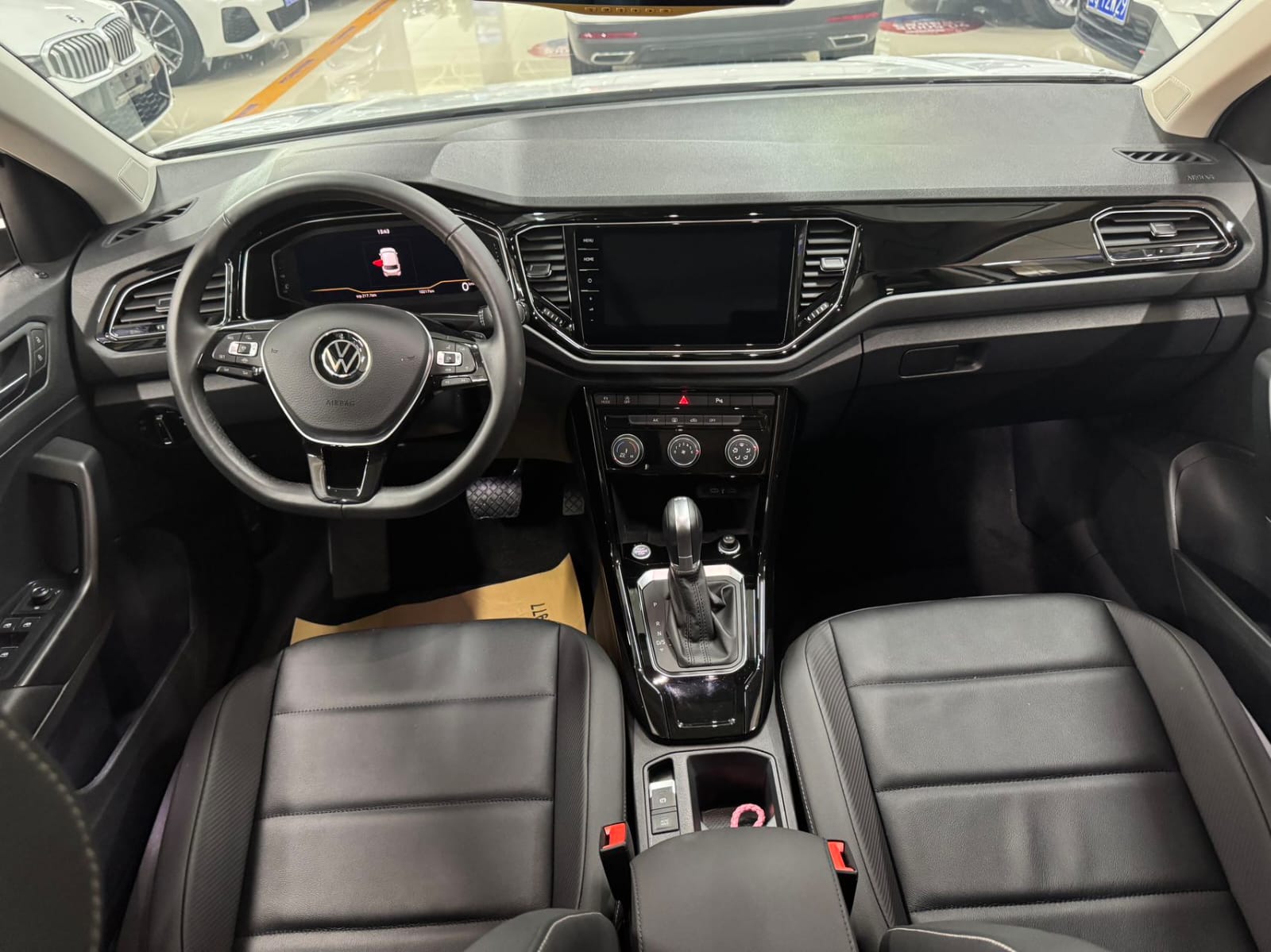 Volkswagen T-Roc 280TSI DSG Plus