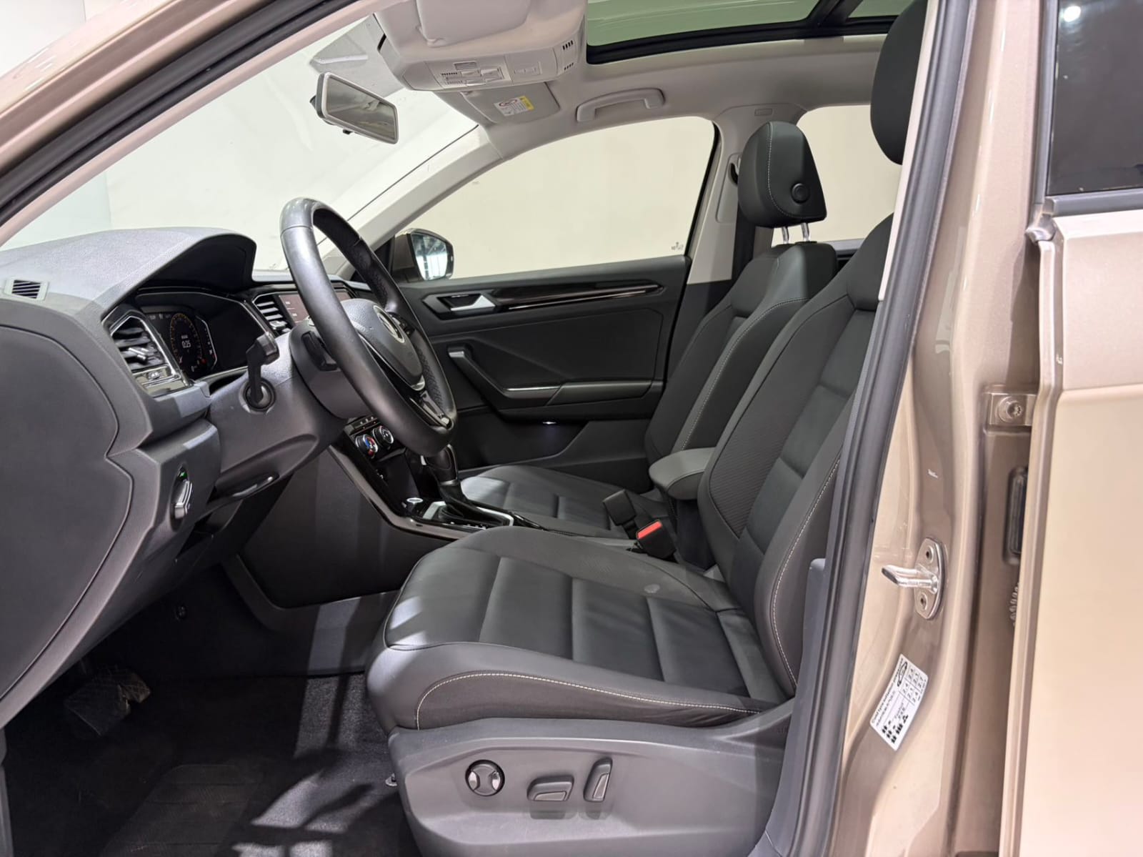 Volkswagen T-Roc 280TSI DSG