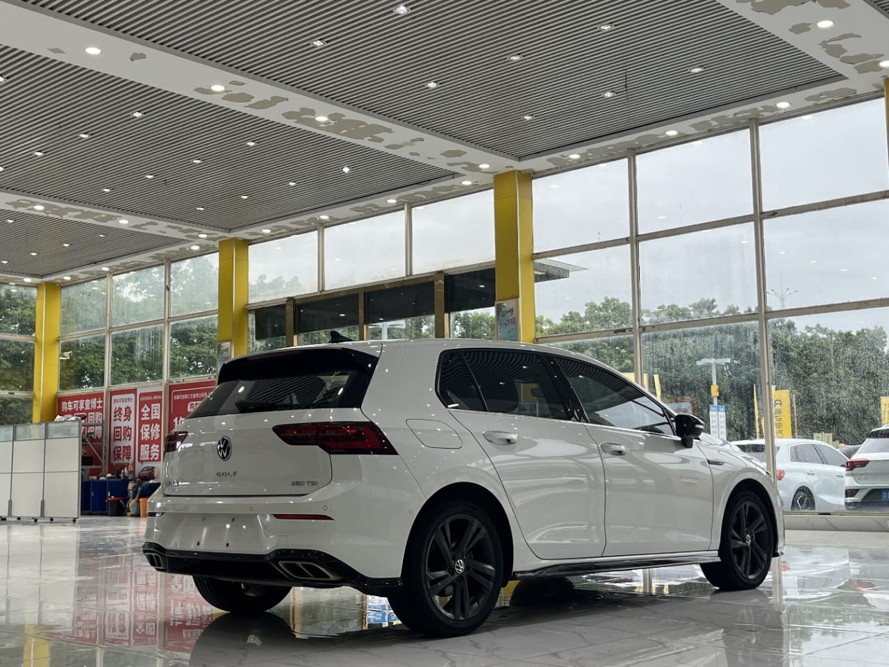 Volkswagen Golf 280TSI DSG R-Line Lite