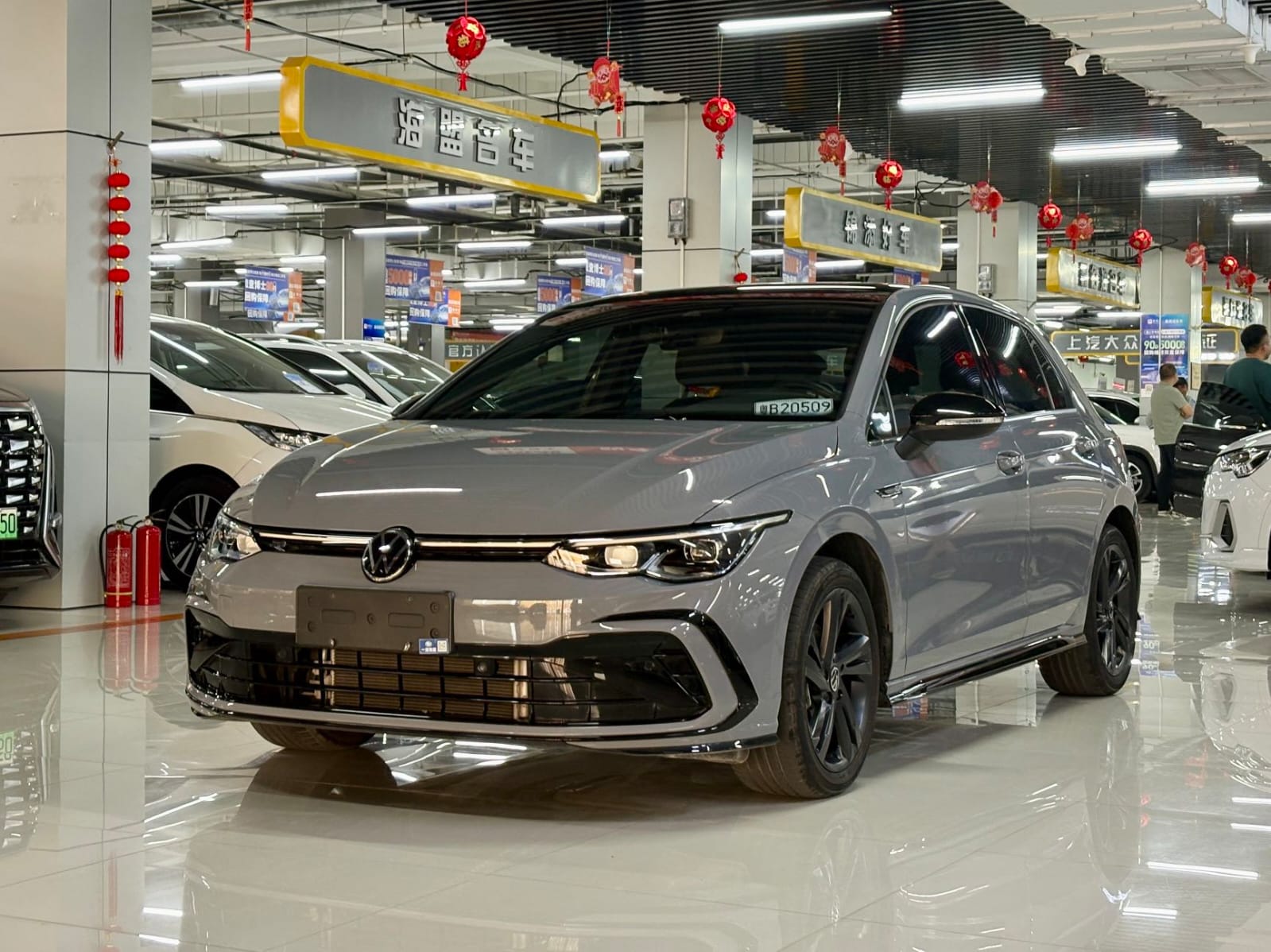 Volkswagen Golf 280TSI DSG R-Line