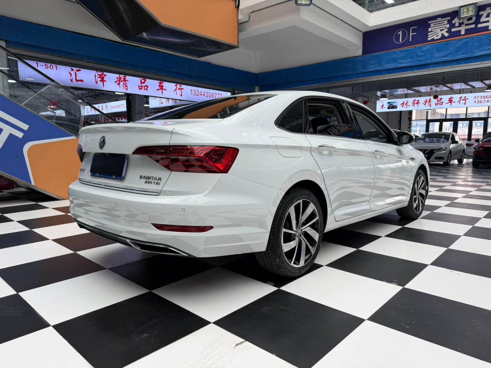 Volkswagen Sagitar 280TSI