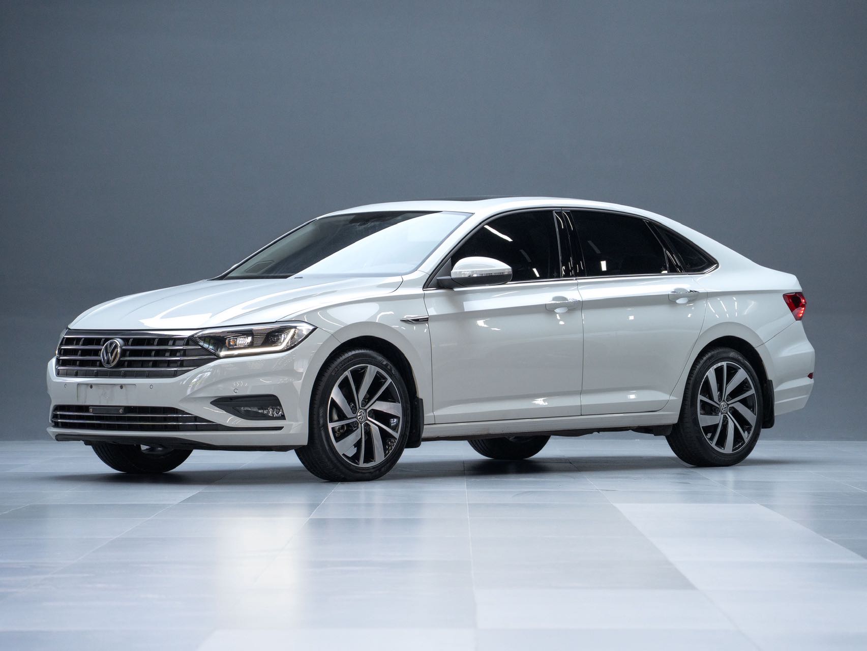 Volkswagen Sagitar Exclusive Edition