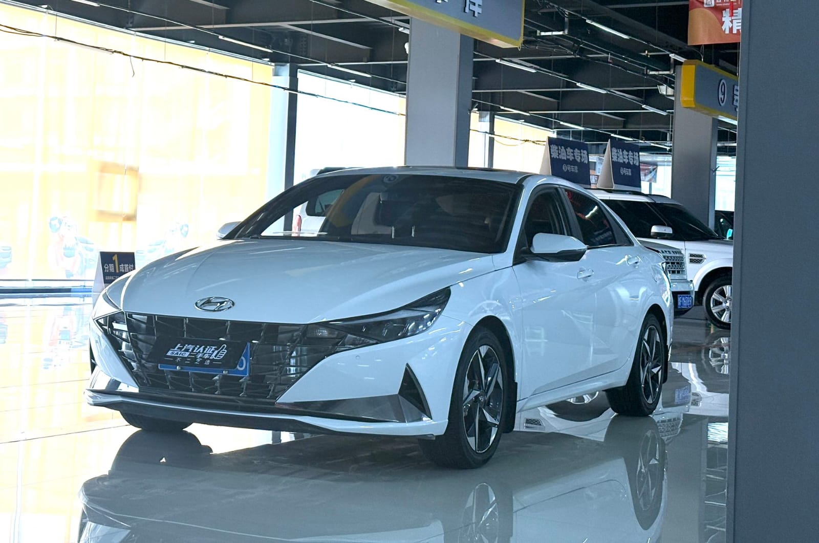 Hyundai Elantra 240TGDi Premium Edition