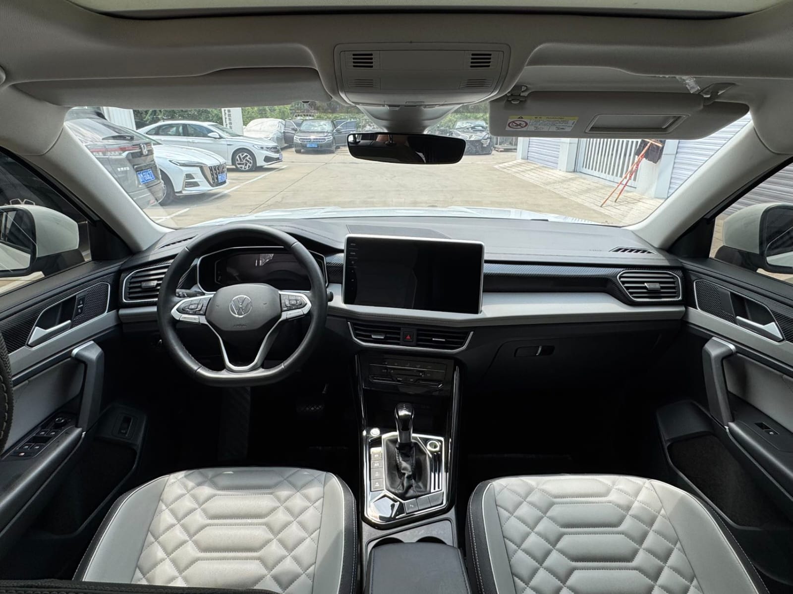 Volkswagen Tayron 280TSI Deluxe Plus Premium Edition