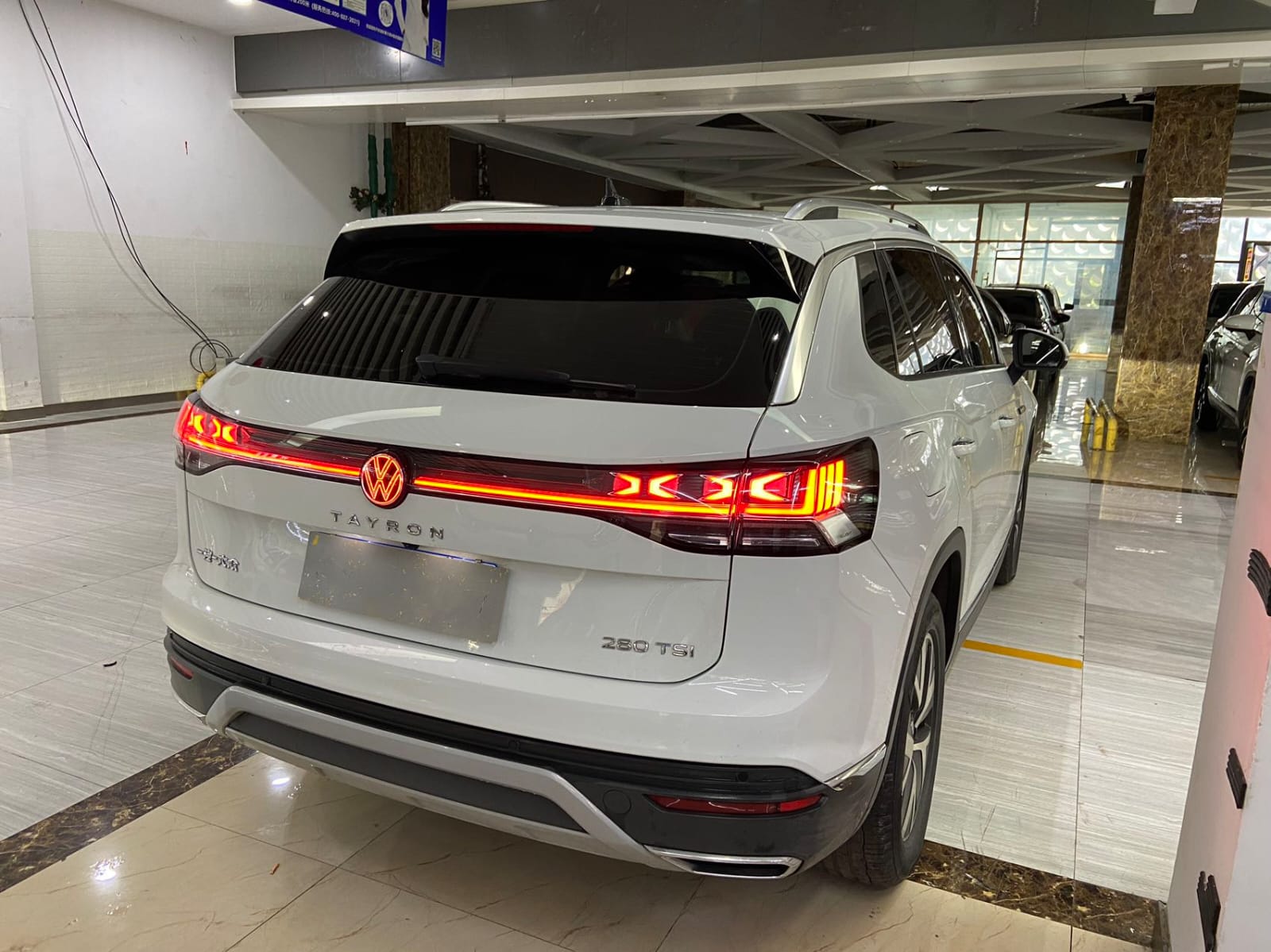 Volkswagen Tayron 280TSI Deluxe PLUS Premium Edition