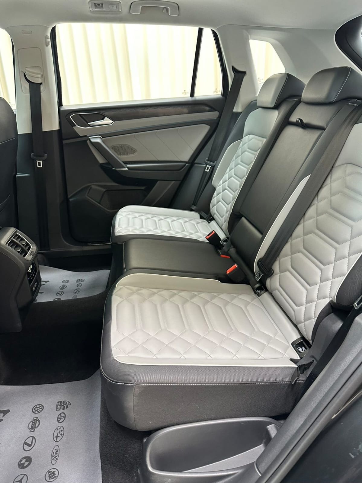 Volkswagen Tayron 280TSI Deluxe Plus Premium Edition