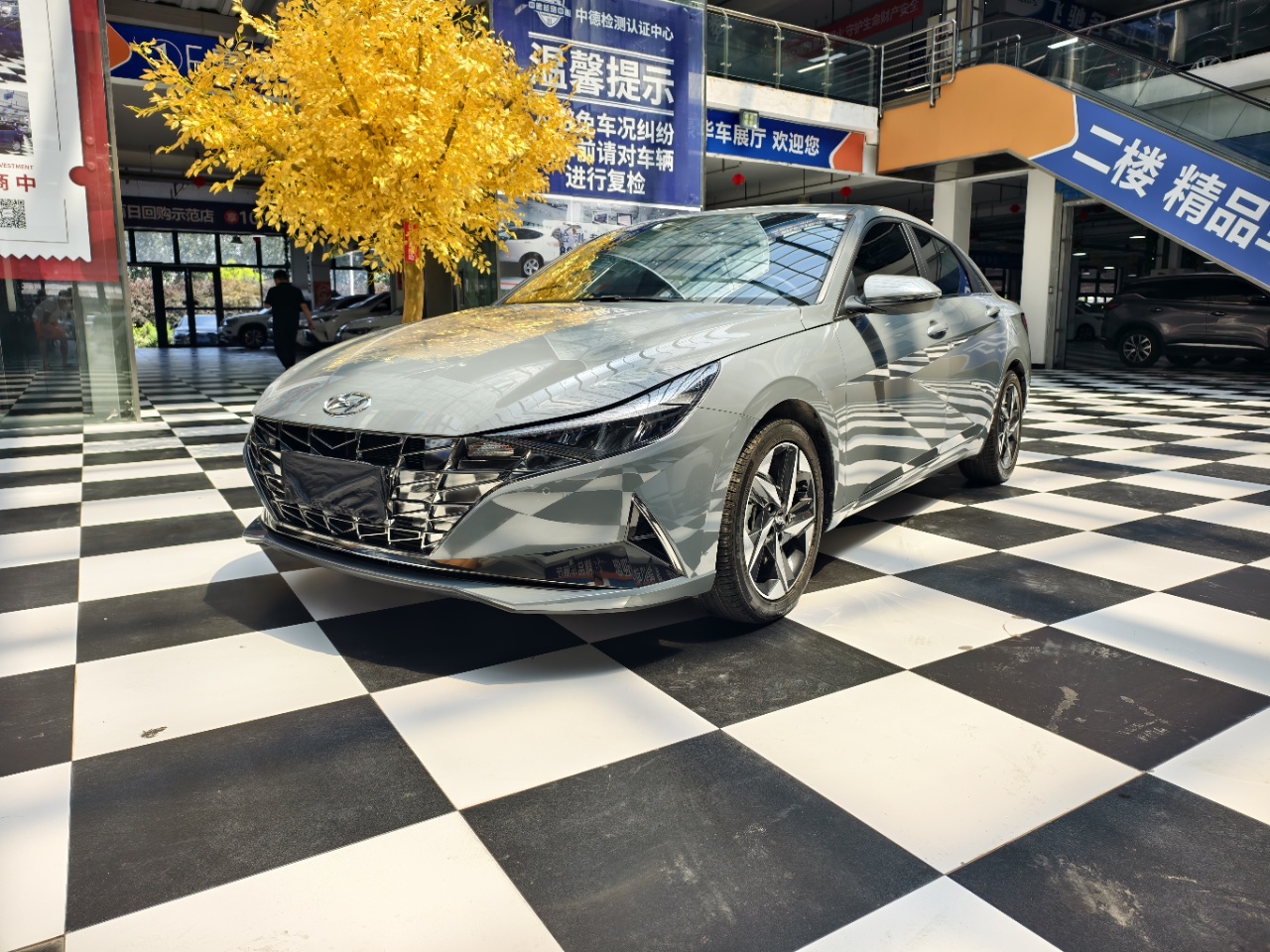 Hyundai Elantra 240TGDi Premium Edition