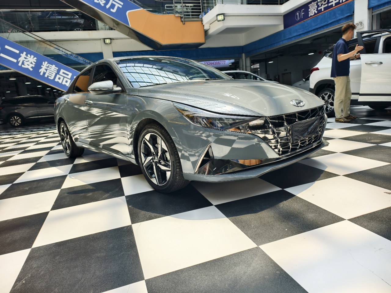 Hyundai Elantra 240TGDi Premium Edition
