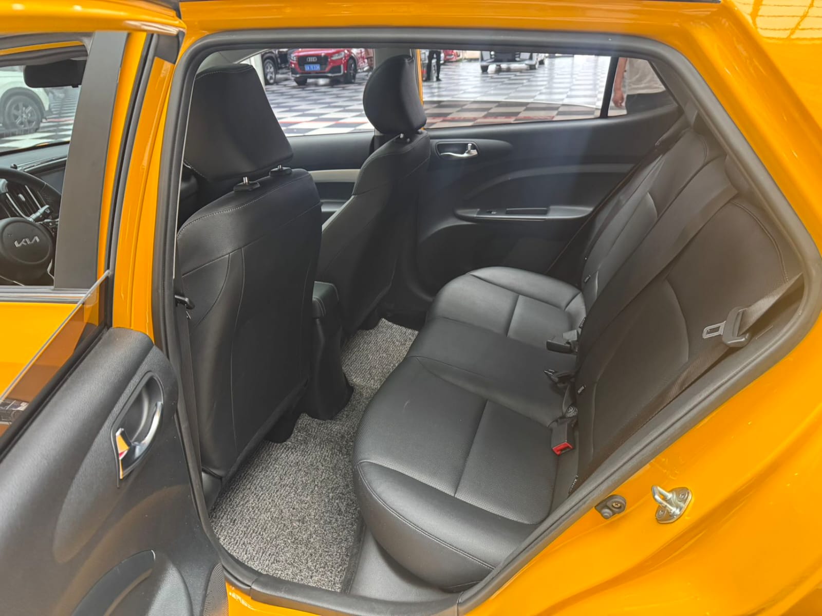Kia KX1