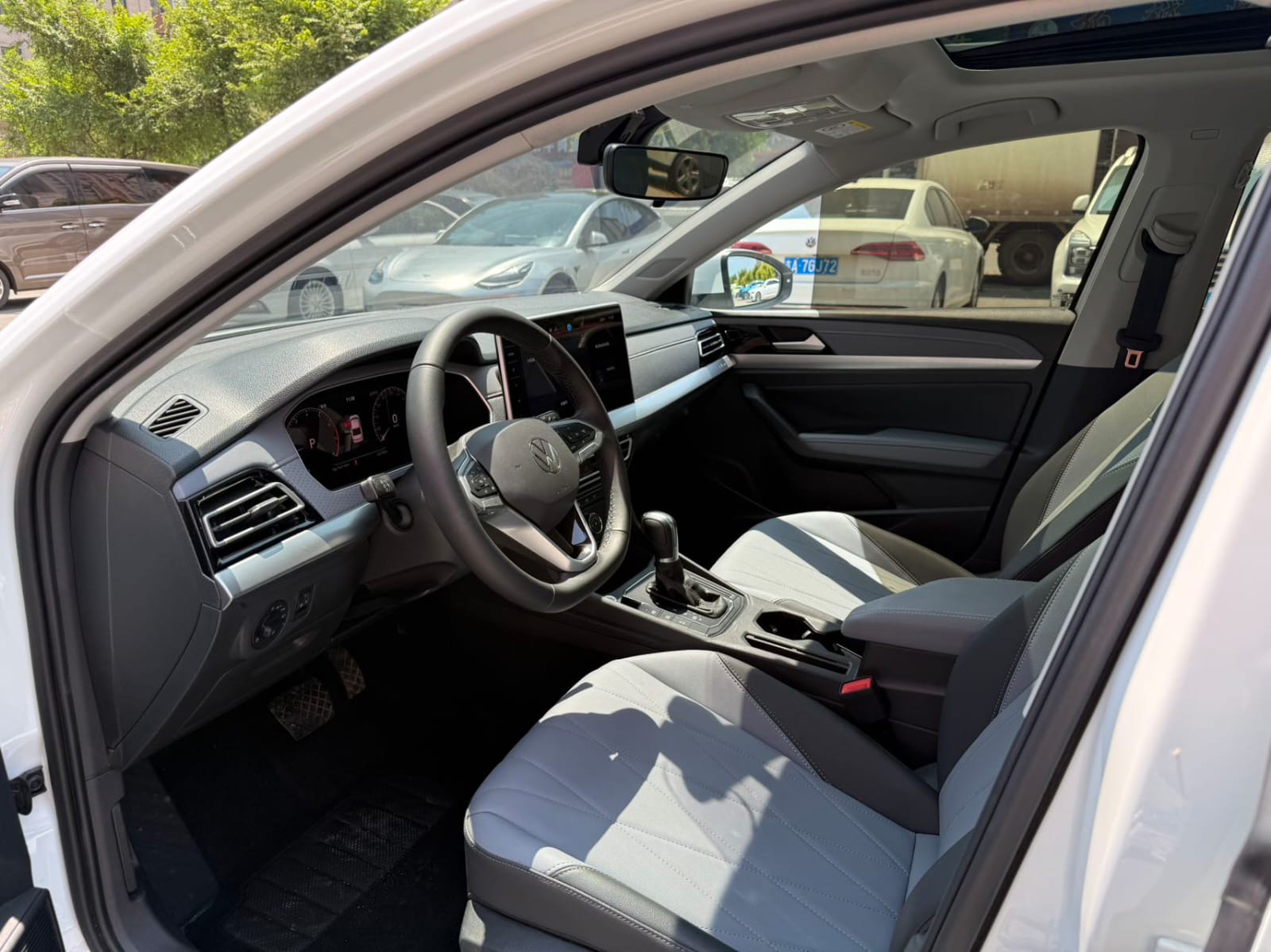 Volkswagen Lavida 1.5L Automatic 5 Million Edition