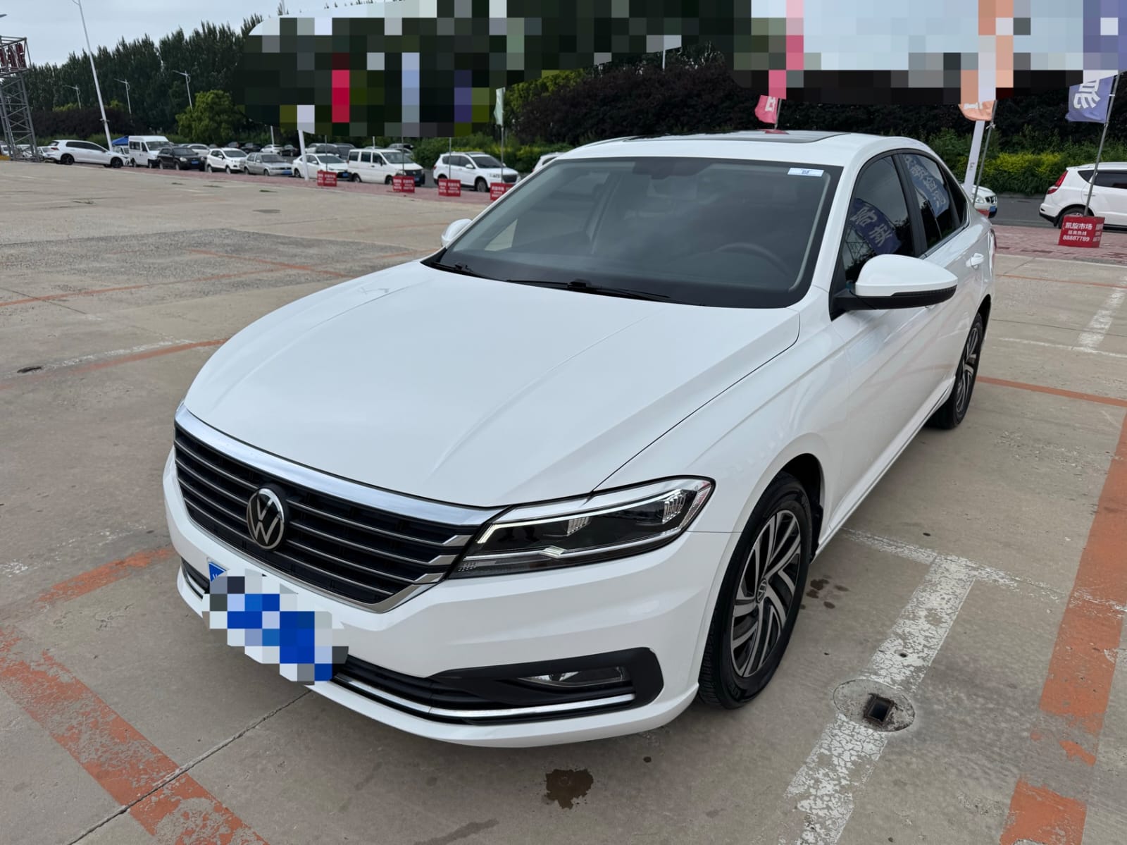 Volkswagen Lavida 1.5L Automatic