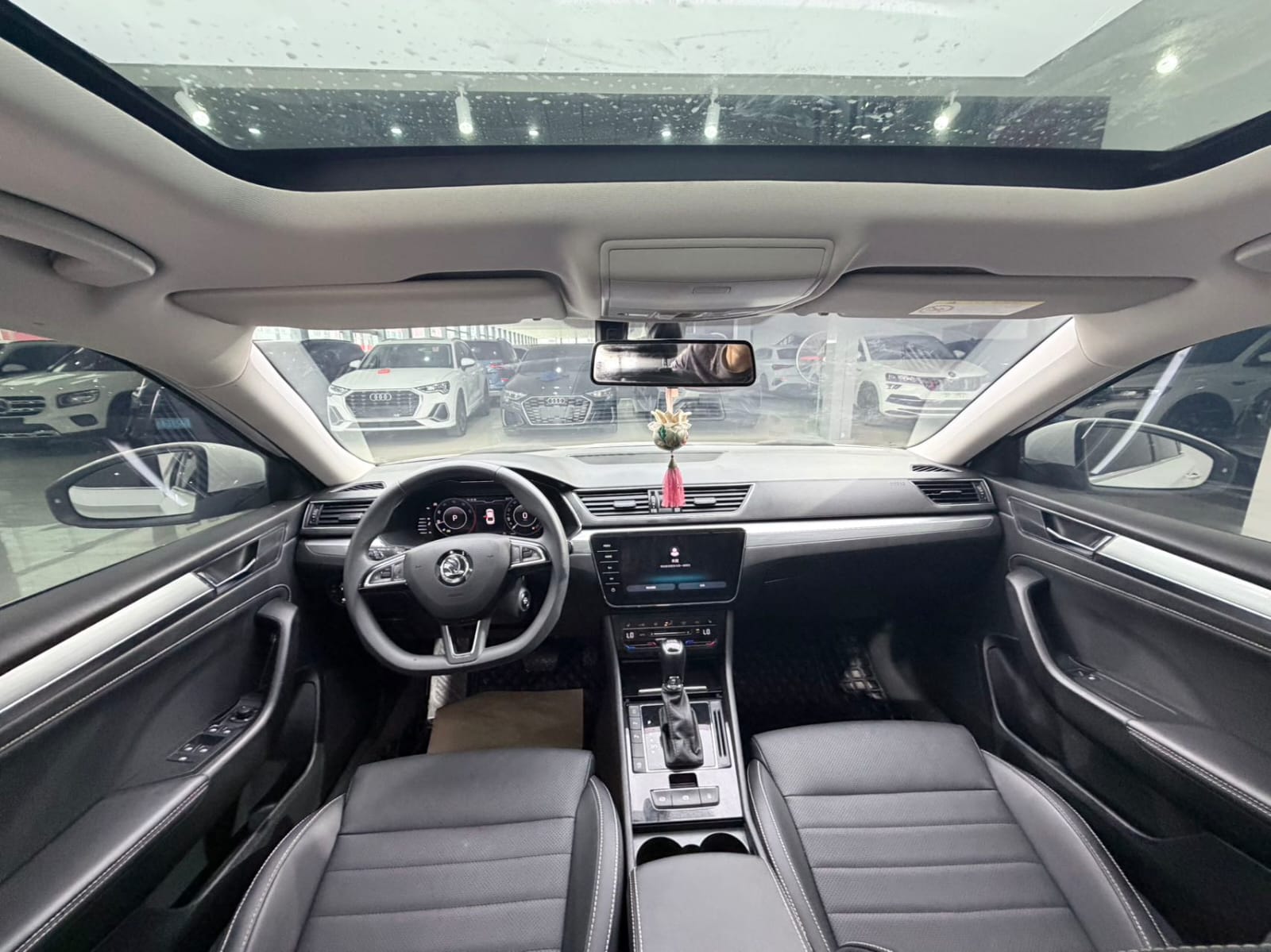 Skoda Superb TSI280 DSG Premium Edition
