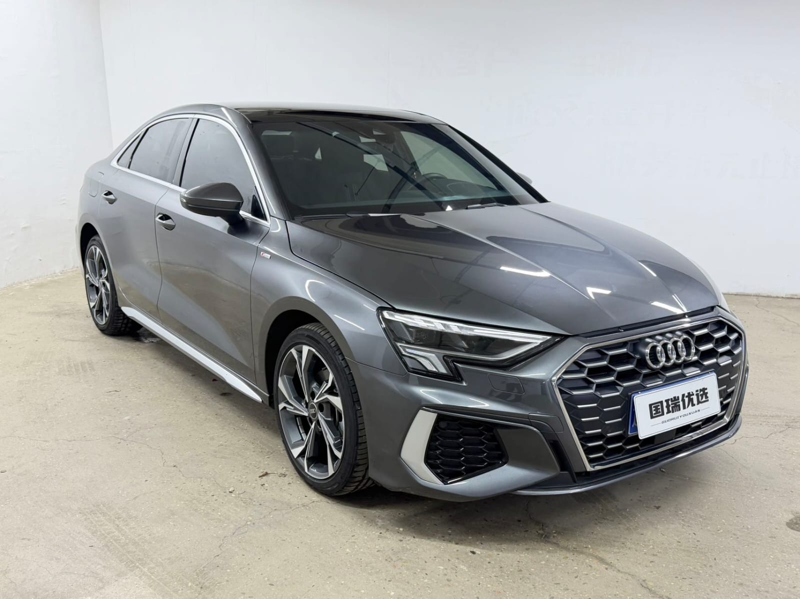 Audi A3L Limousine 35 TFSI Deluxe Sport Edition