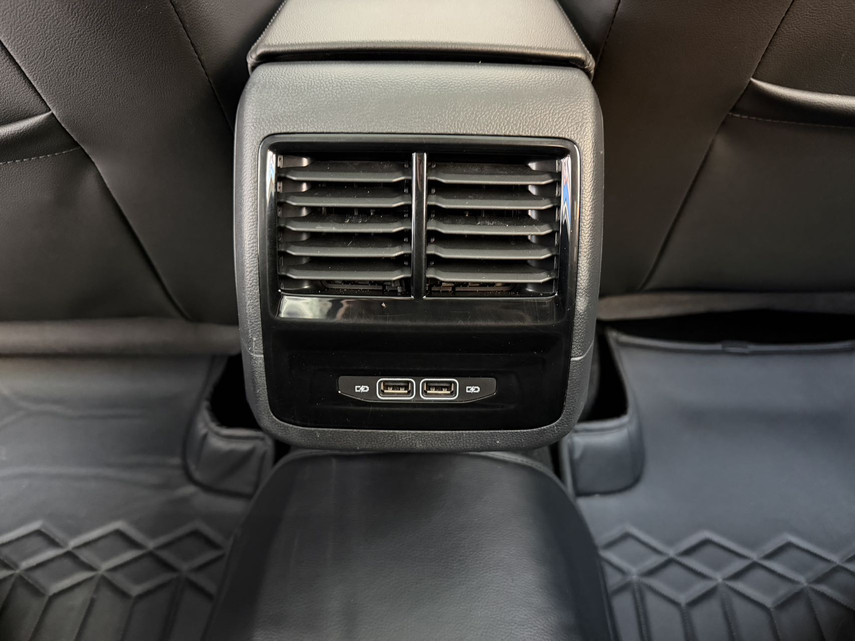 Volkswagen Sagitar Excellence