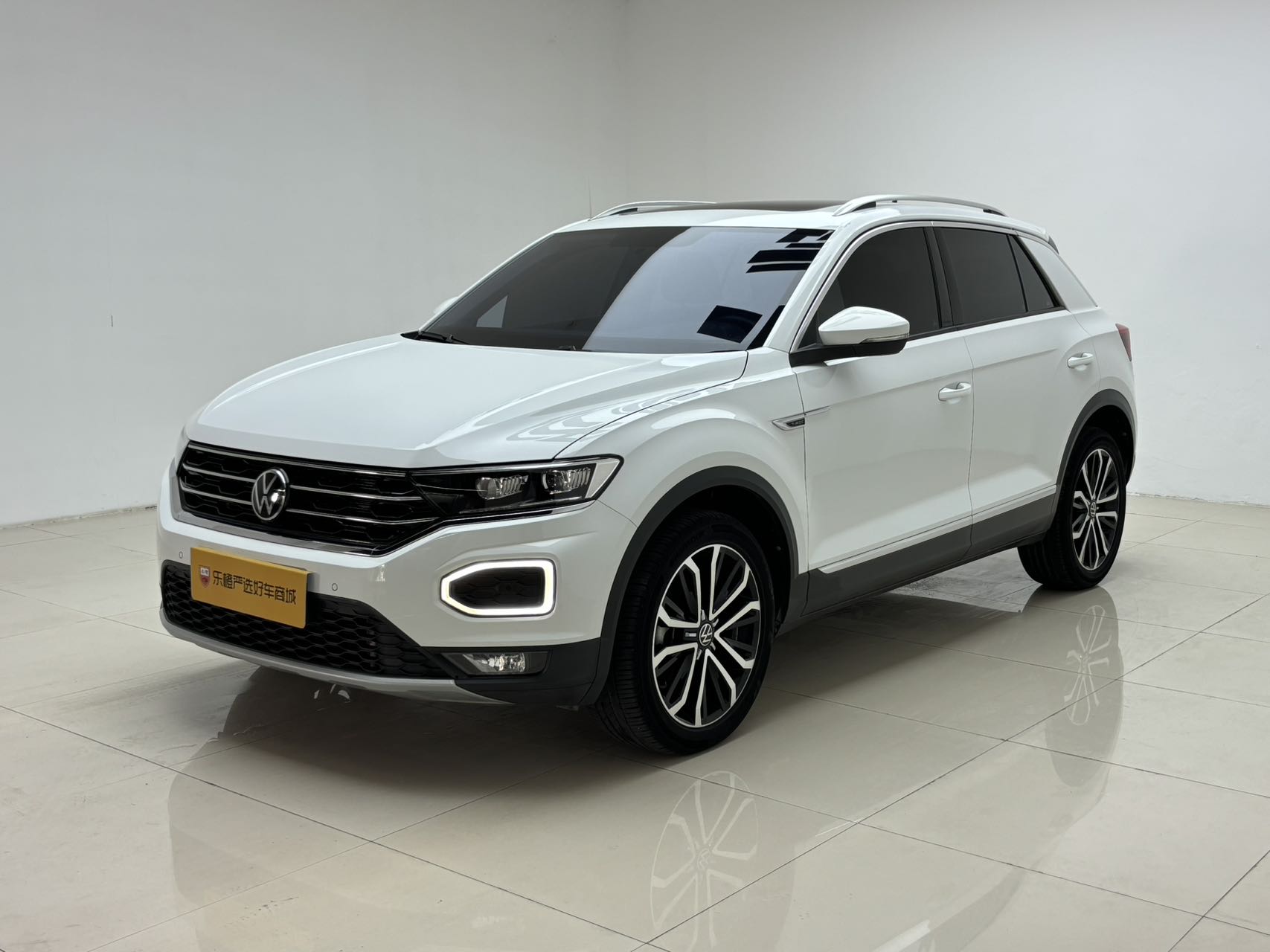 Volkswagen T-Roc Tango 280TSI DSG Enjoy PLUS