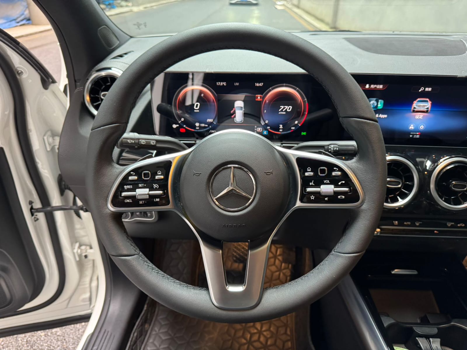 Mercedes-Benz GLA 180