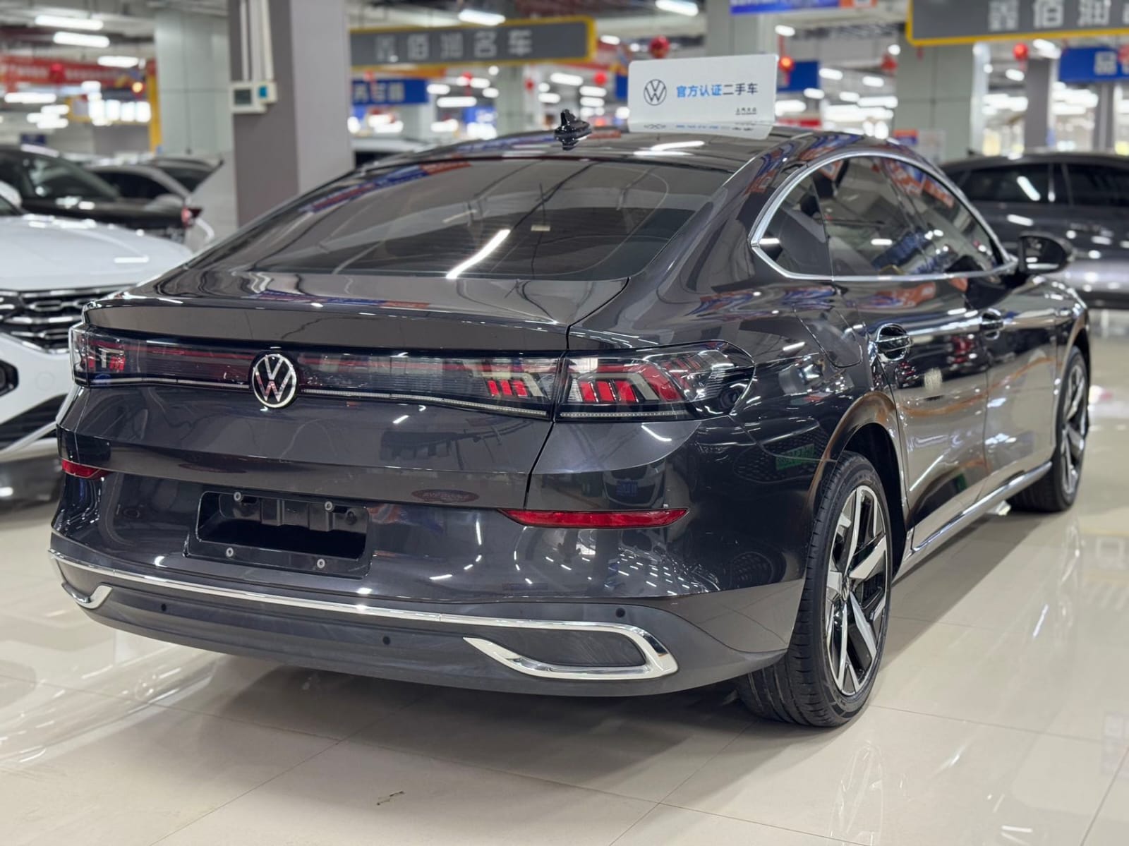 Volkswagen Lamando L 280TSI DSG