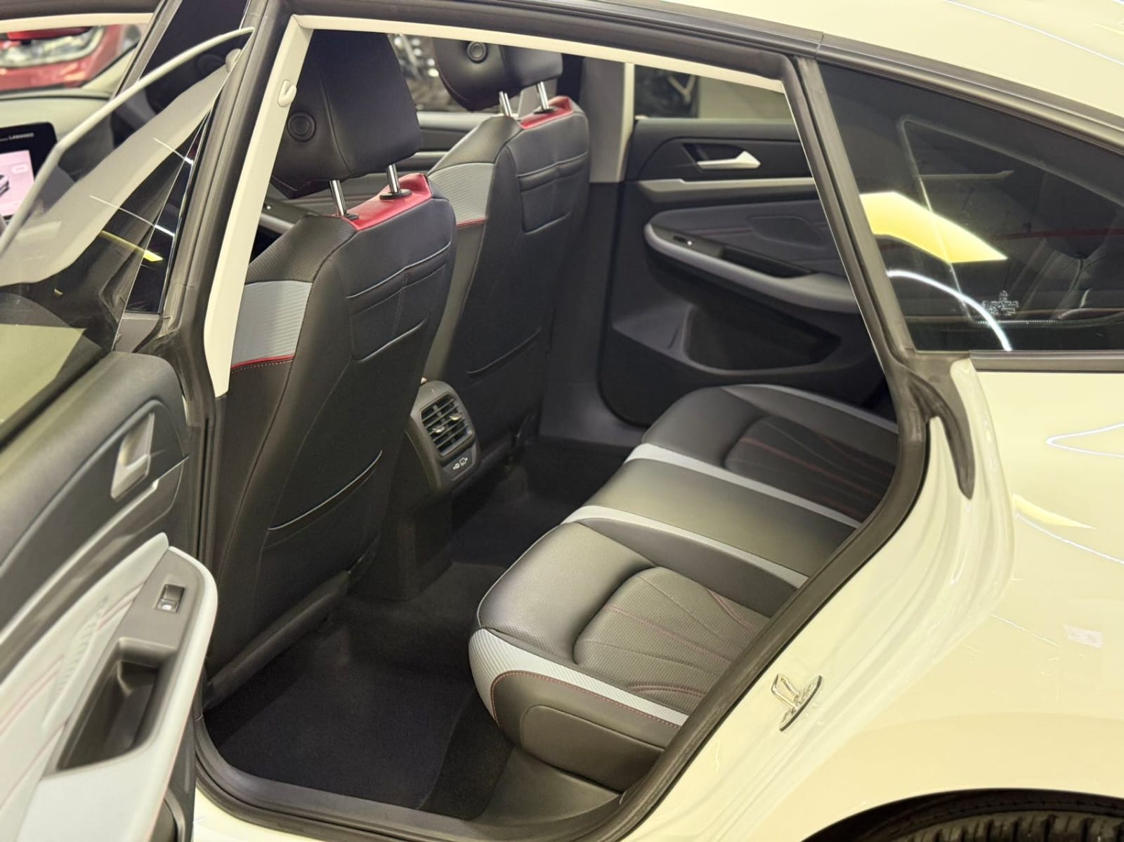 Volkswagen Lamando L 280TSI DSG