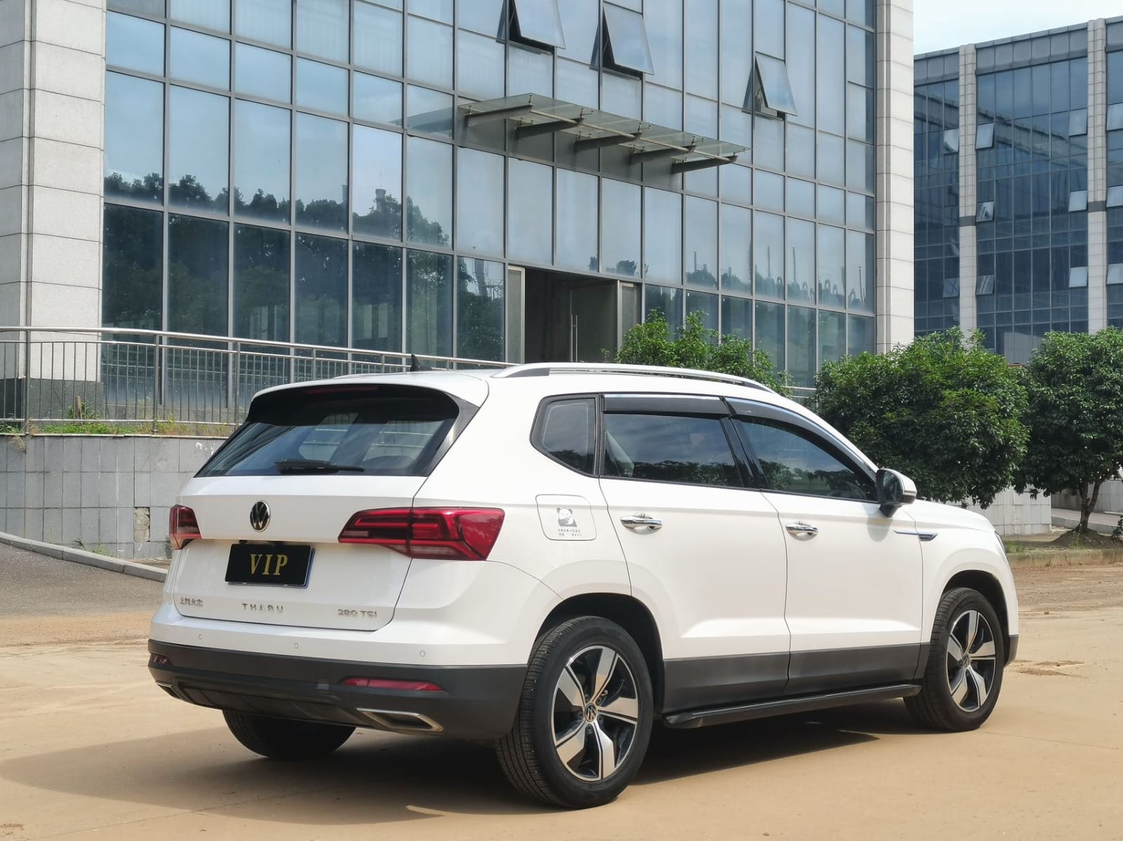 Volkswagen Tharu 280TSI Comfort