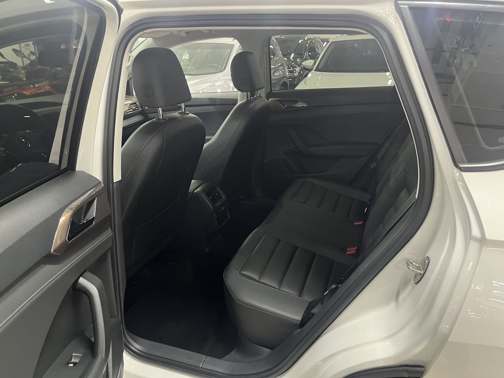 Volkswagen Tharu 280TSI Comfort Edition