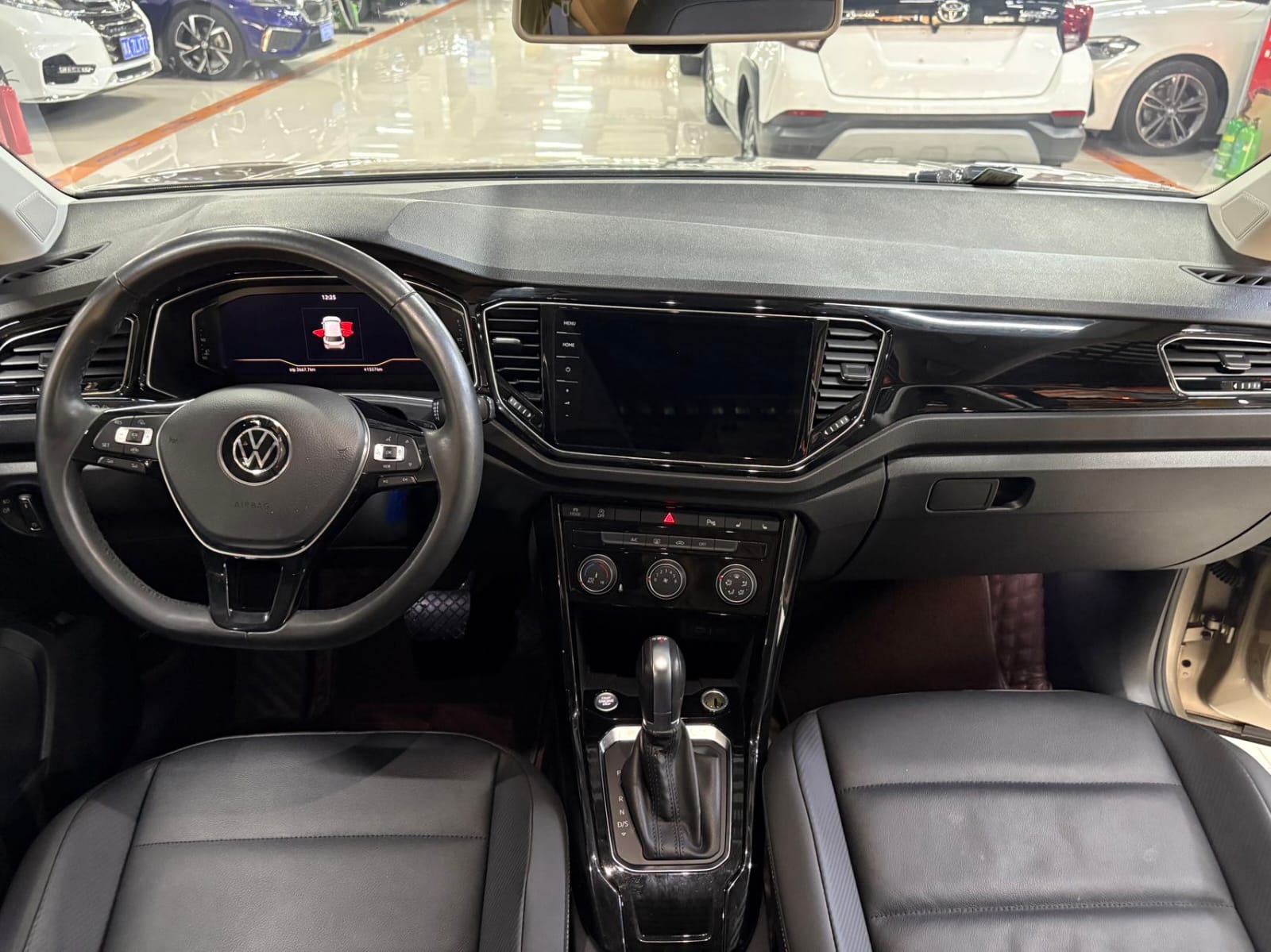 Volkswagen T-Roc Tango 280TSI