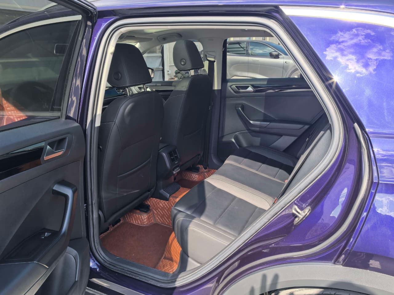 Volkswagen T-Roc Tango Plus