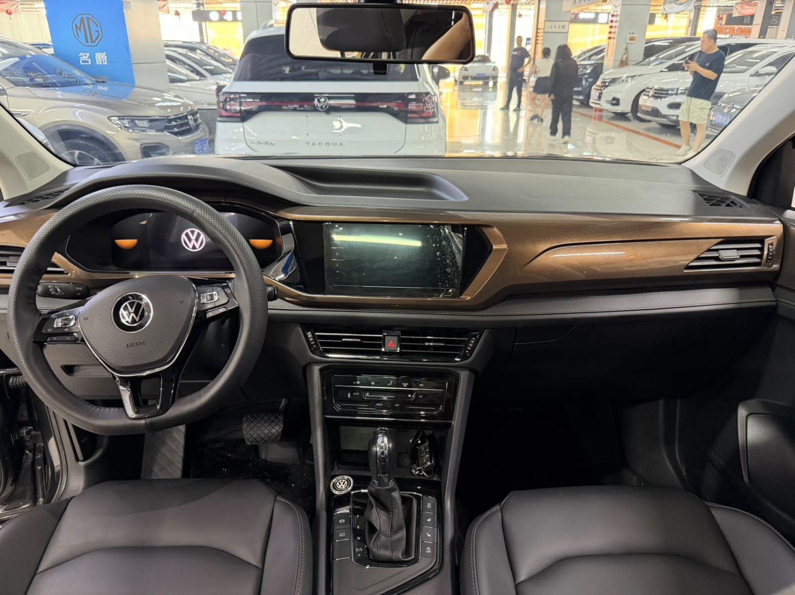Volkswagen Tharu 280TSI Comfort Edition
