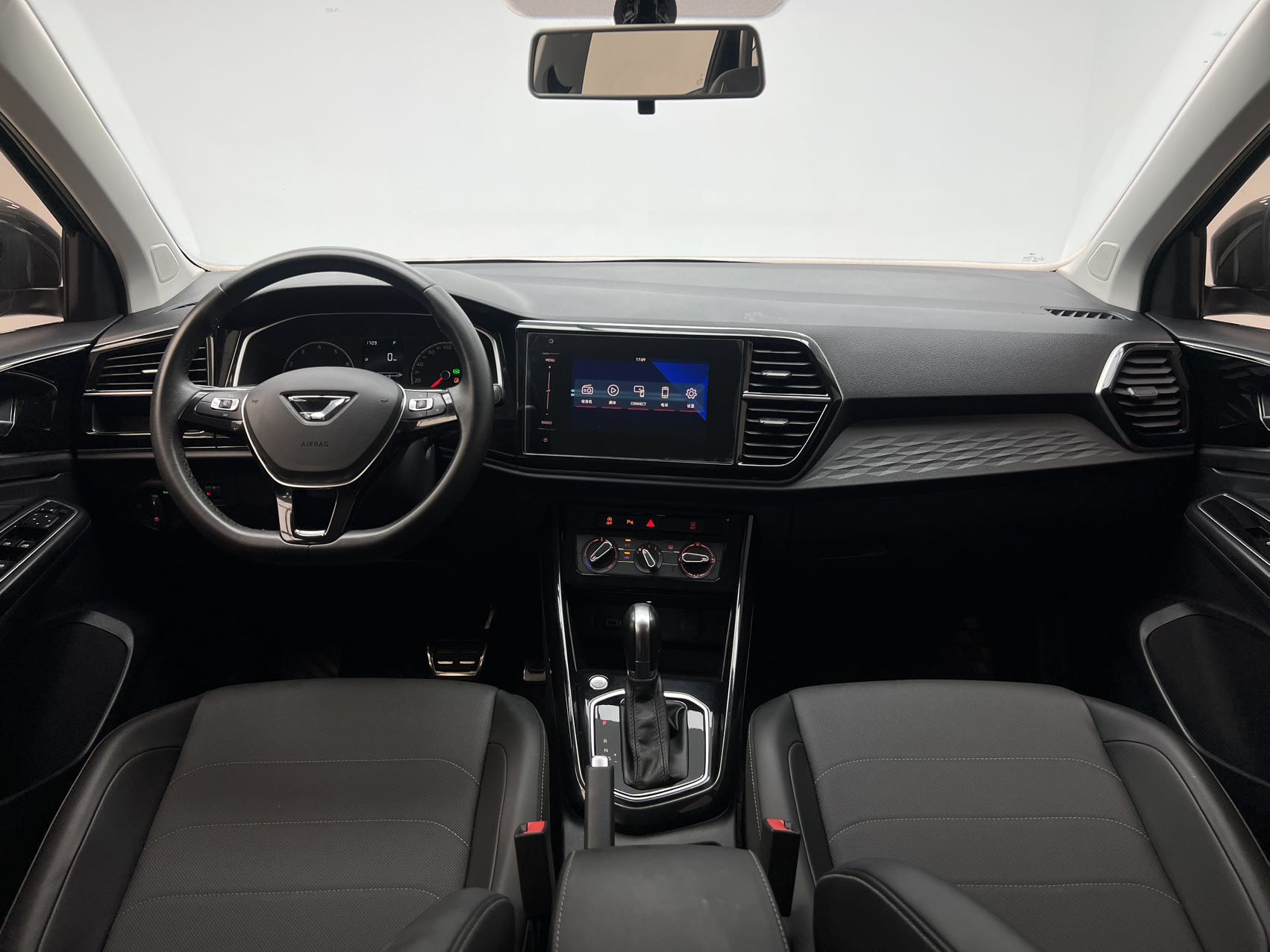 Jetta VS5 280TSI Automotive Enjoy