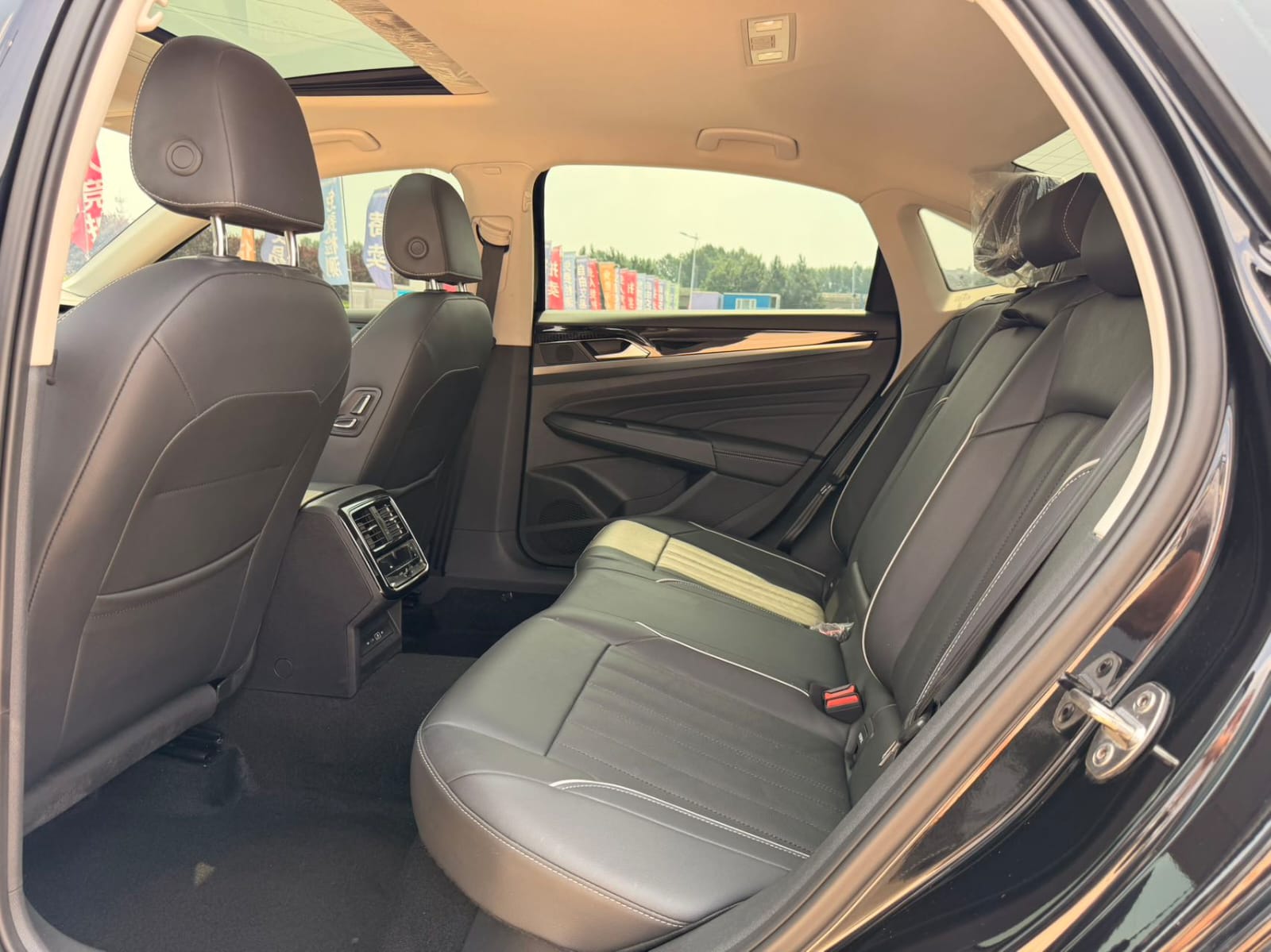 Volkswagen Passat 280 Elite Edition