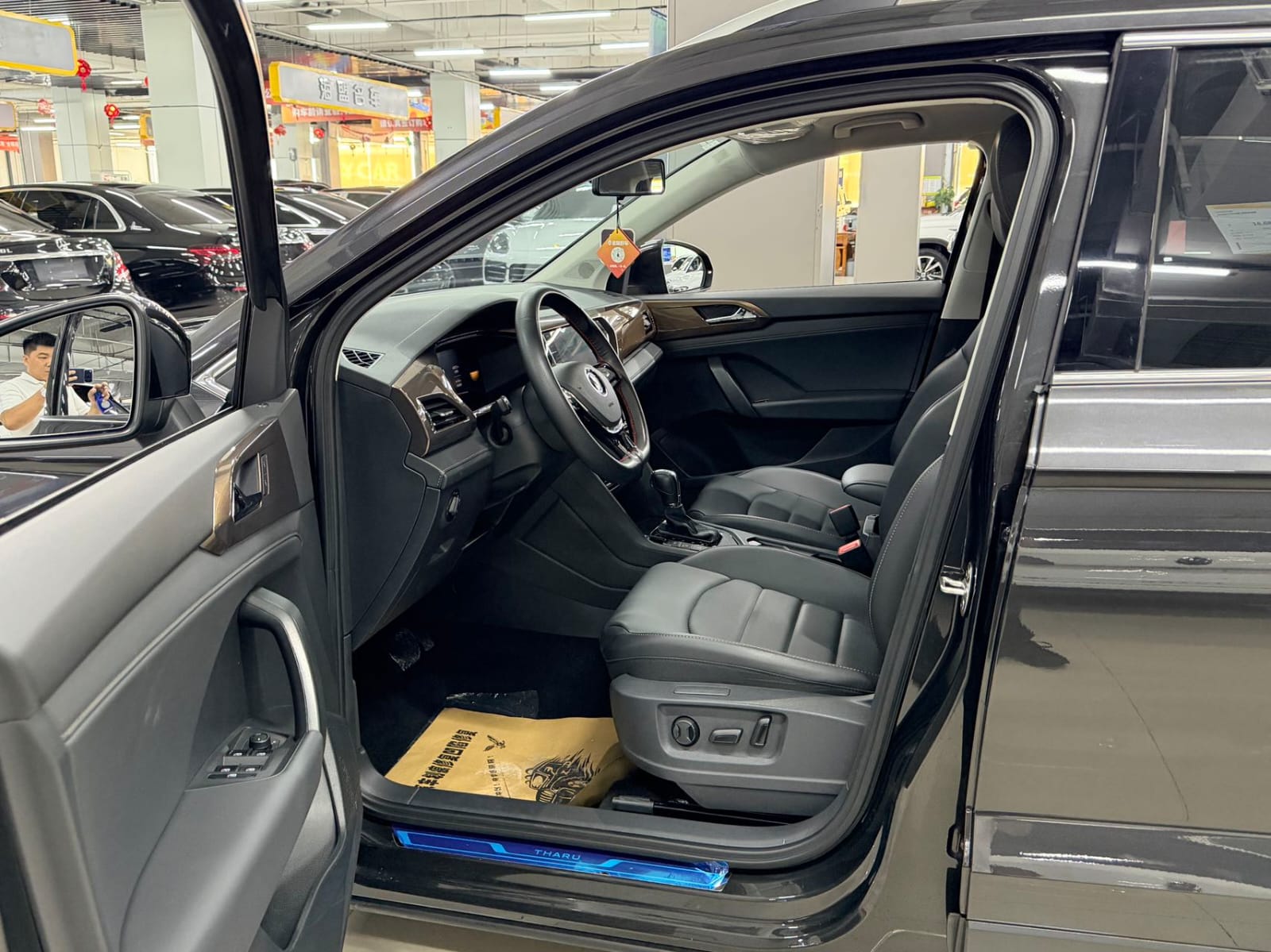 Volkswagen Tharu 280TSI Deluxe Edition