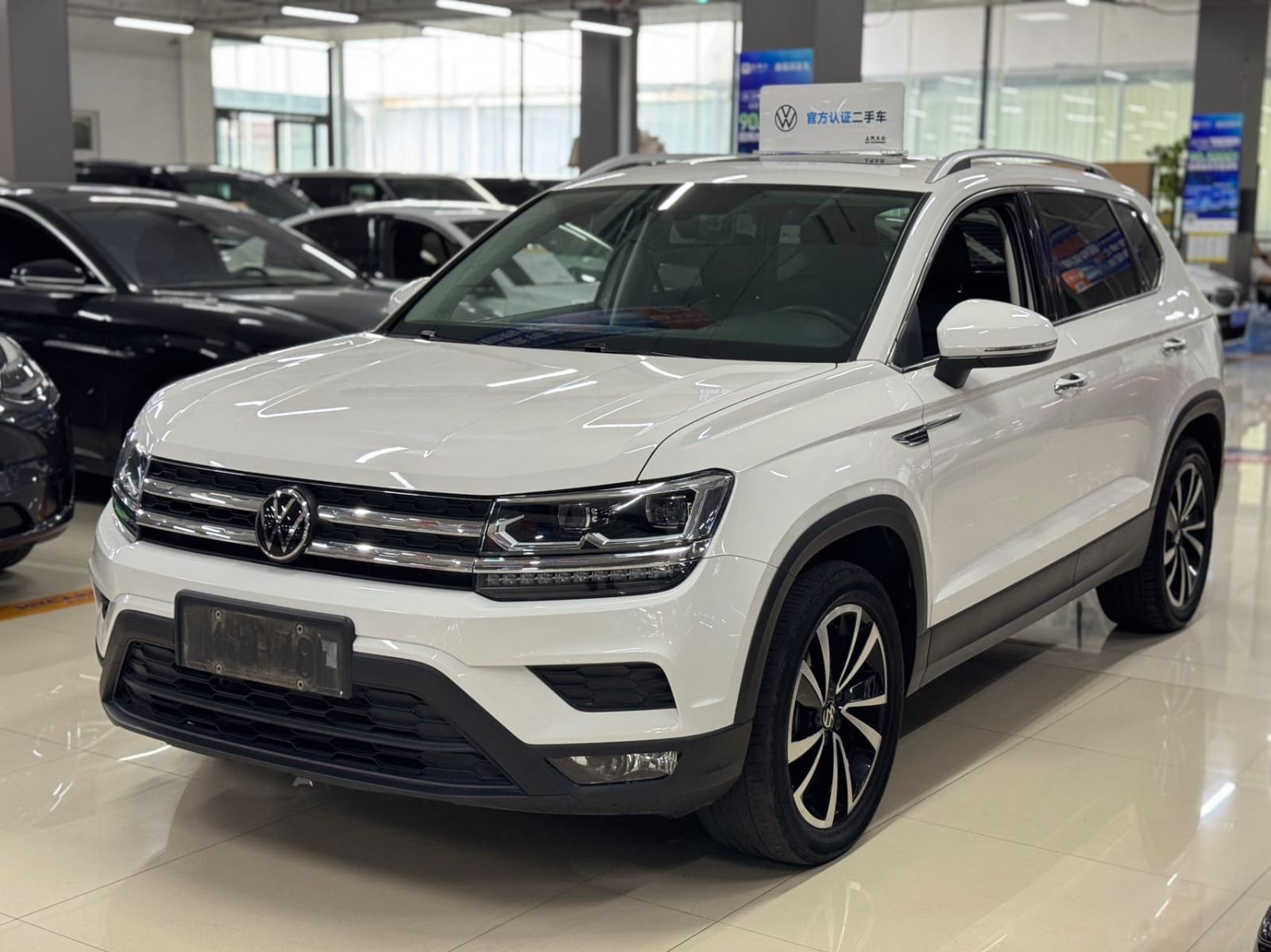 Volkswagen Tharu 280TSI Deluxe Edition