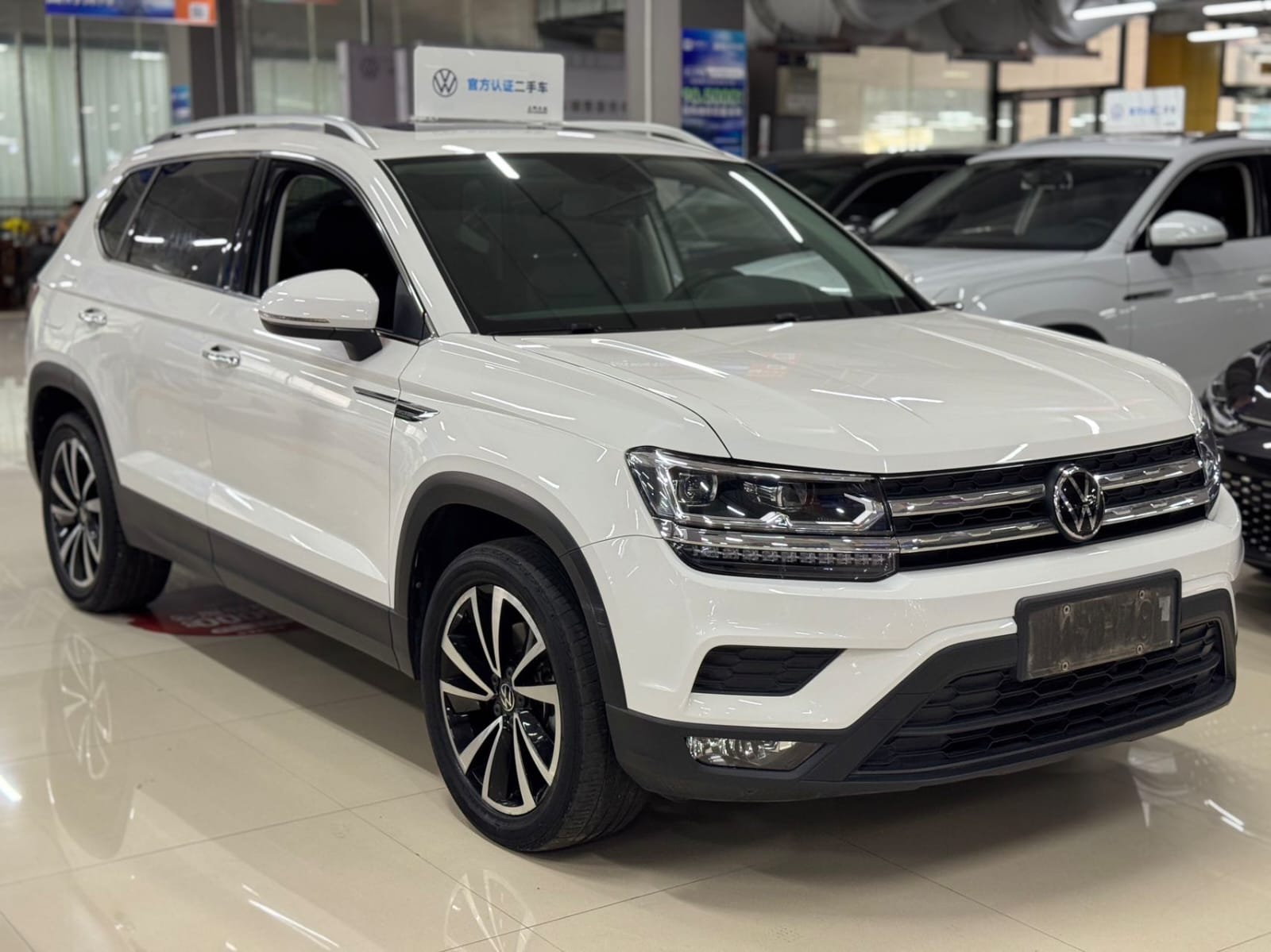 Volkswagen Tharu 280TSI Deluxe Edition