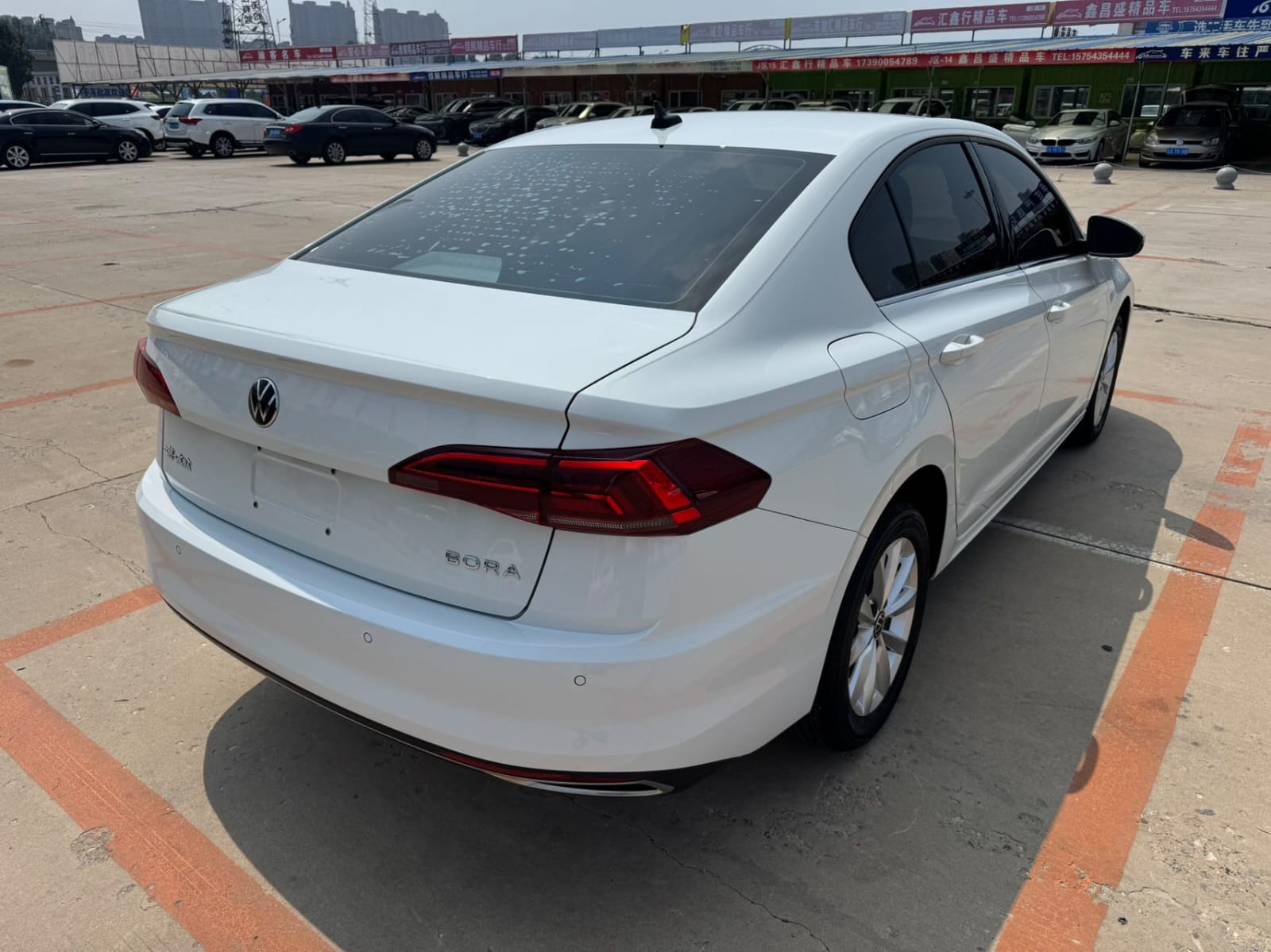 Volkswagen Bora 1.5L Automatic Edition
