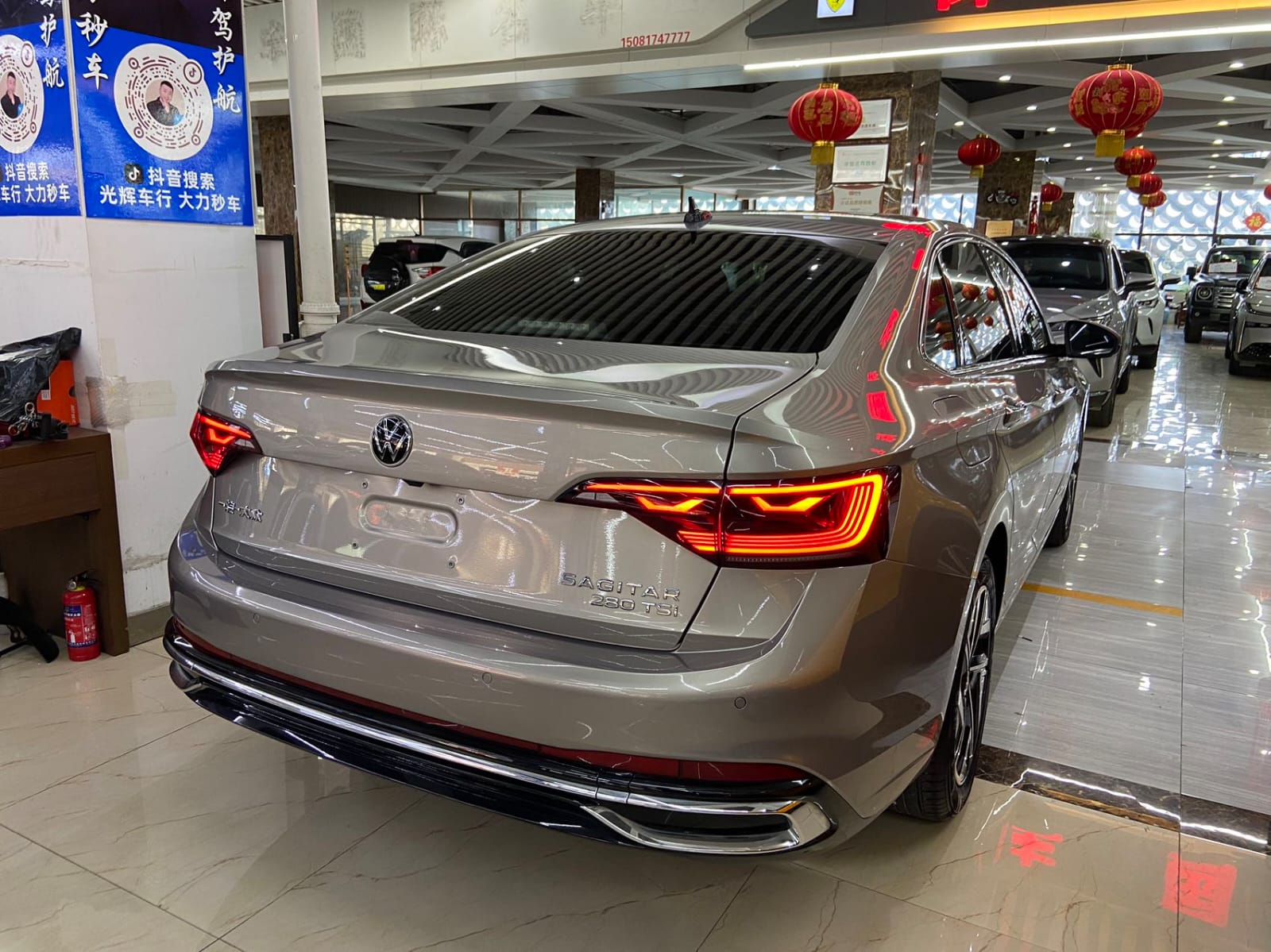 Volkswagen Sagitar 280TSI DSG Overpass Edition