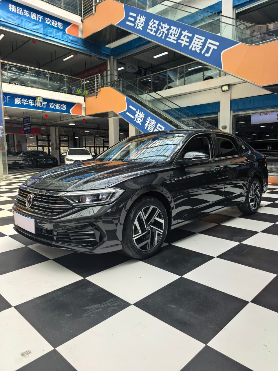 Volkswagen Sagitar 280TSI