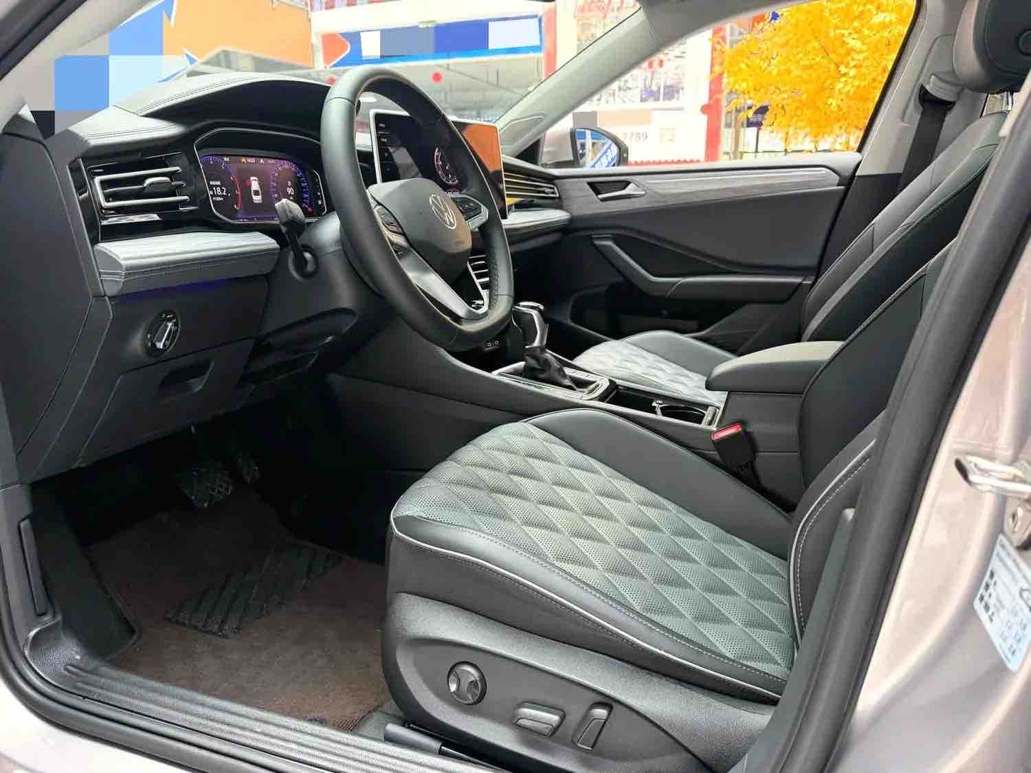 Volkswagen Sagitar 280TSI