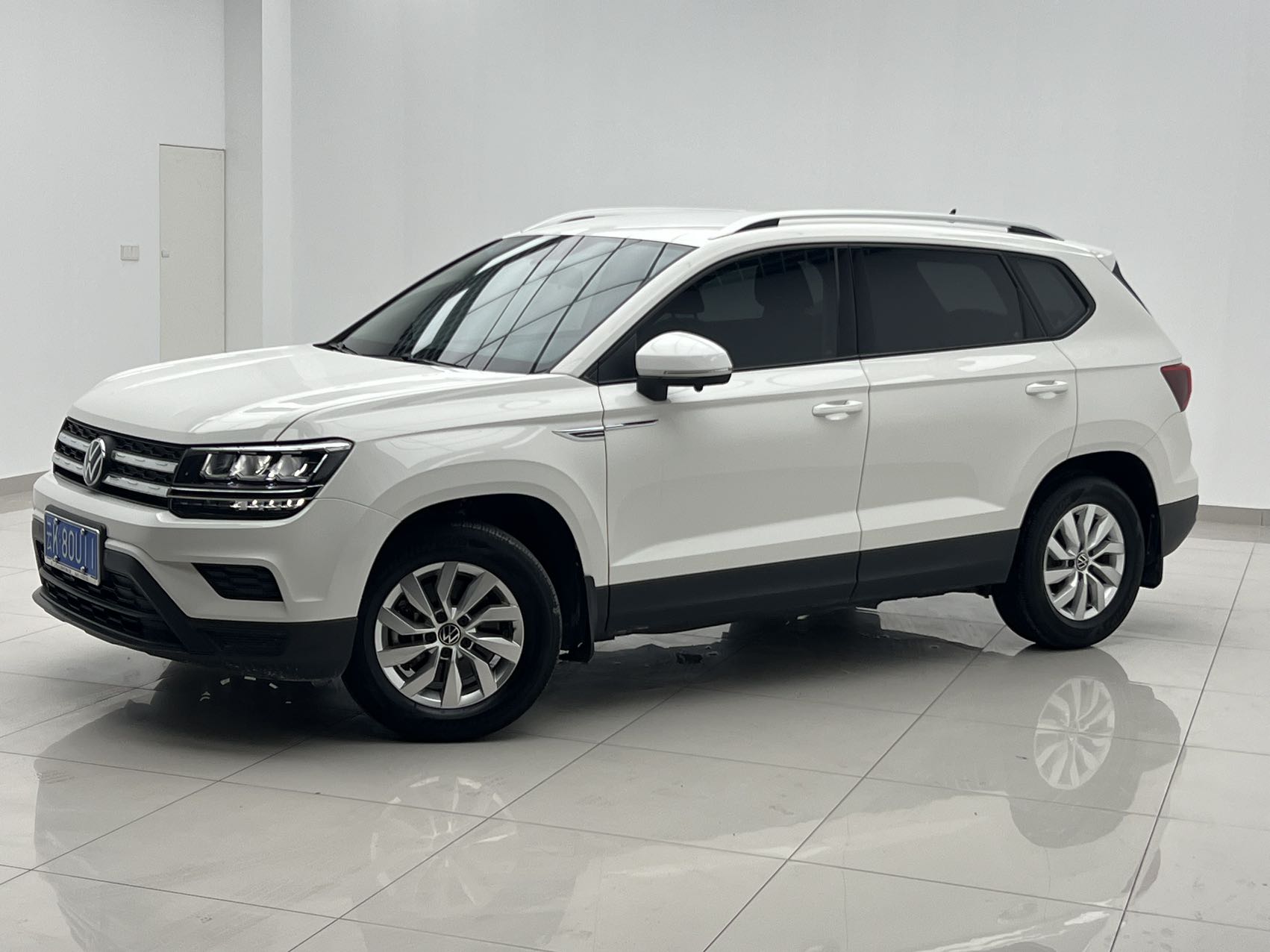 Volkswagen Tharu 280TSI