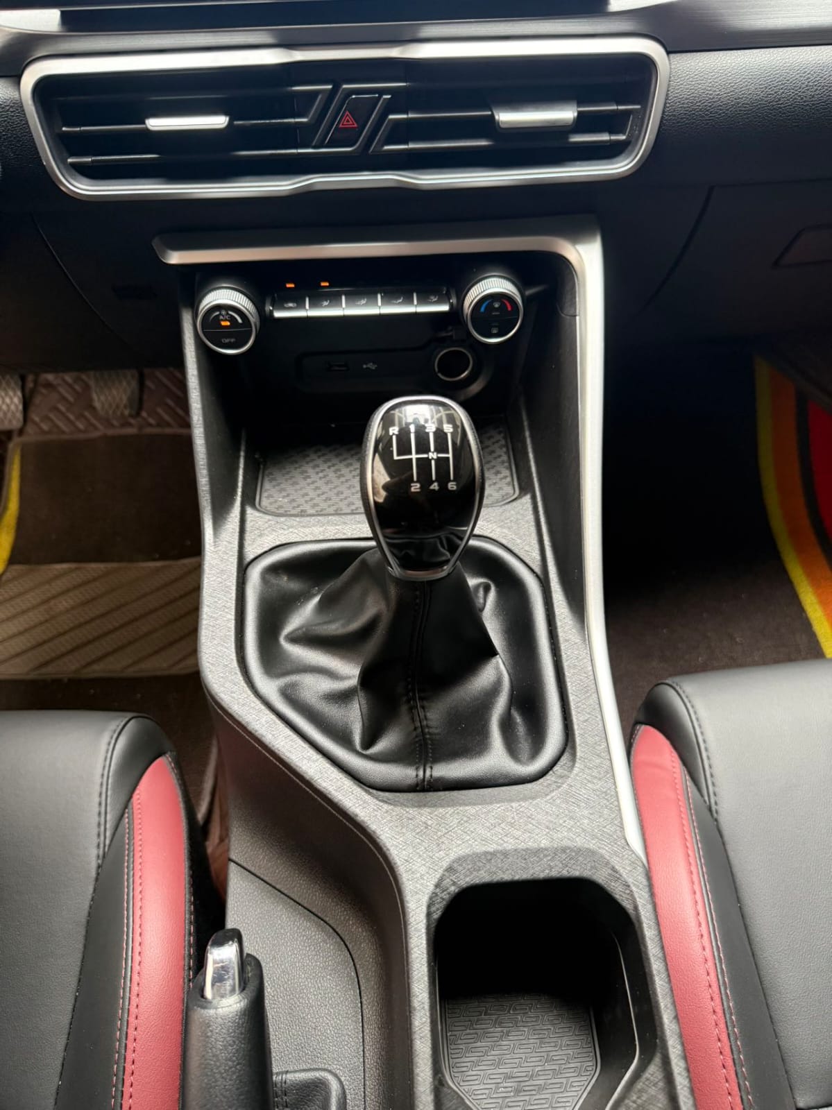 Geely Coolray 240T Manual Gold Edition