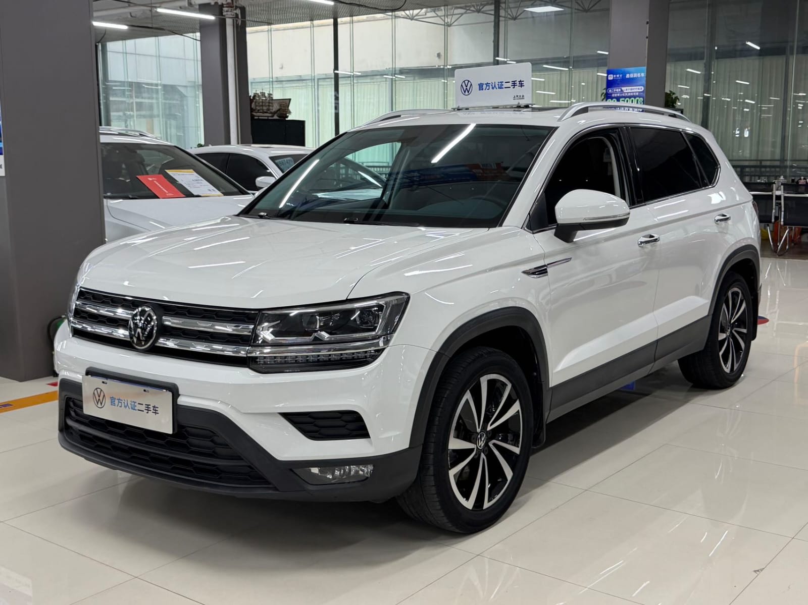 Volkswagen Tharu 280TSI Deluxe Edition