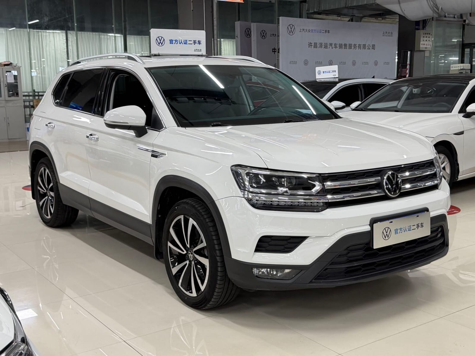 Volkswagen Tharu 280TSI Deluxe Edition