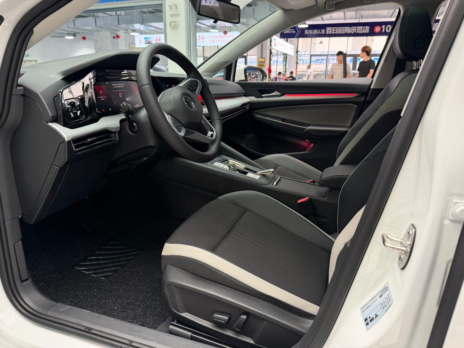 Volkswagen Golf 280 PRO