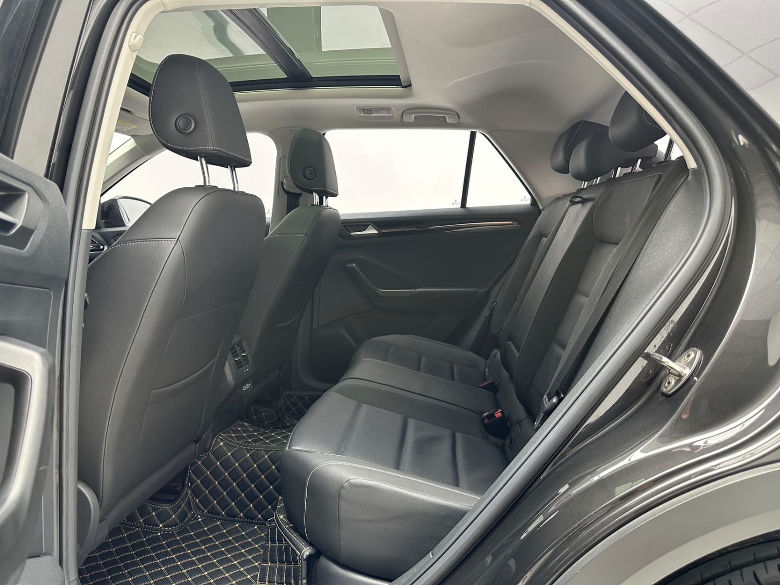 Volkswagen T-Roc Tango 280TSI DSG