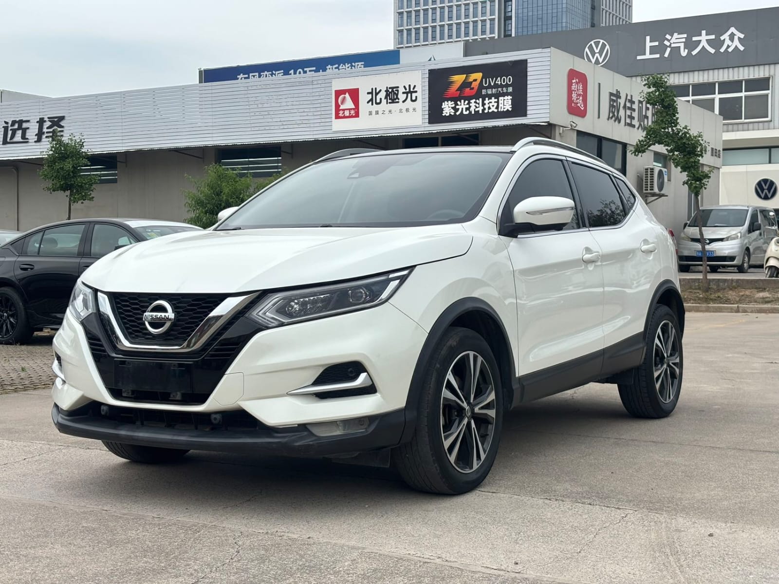 Nissan Qashqai 2.0L CVT XV Premium Luxury Edition
