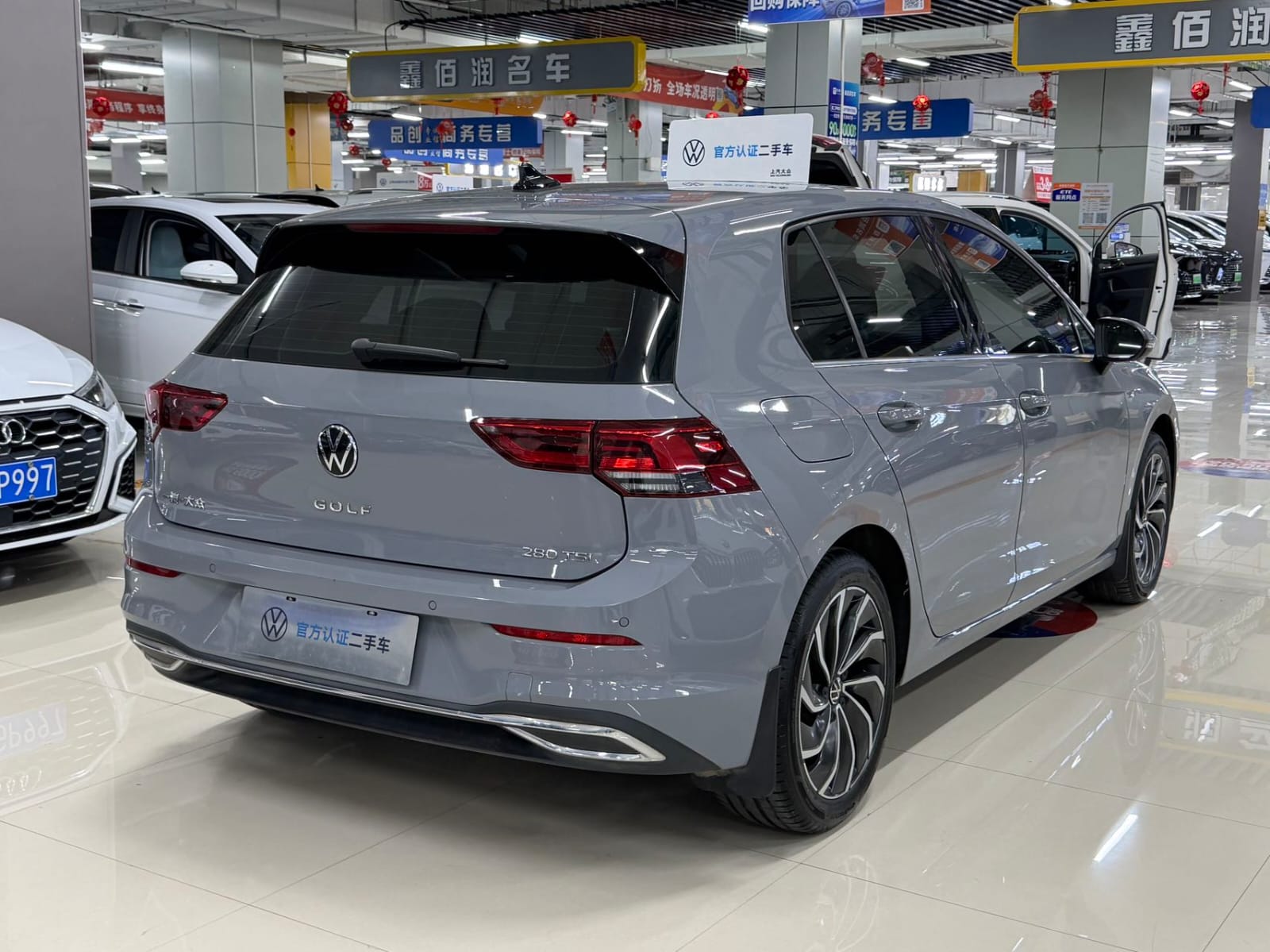 Volkswagen Golf 280TSI DSG Pro