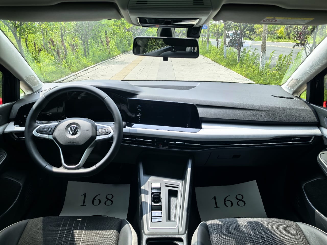 Volkswagen Golf 280TSI