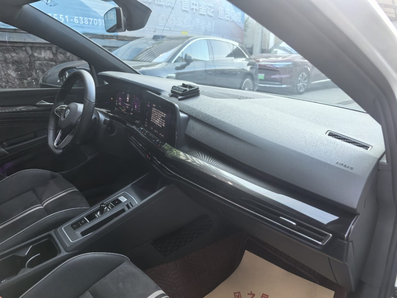 Volkswagen Golf 280TSI DSG R-Line Lite