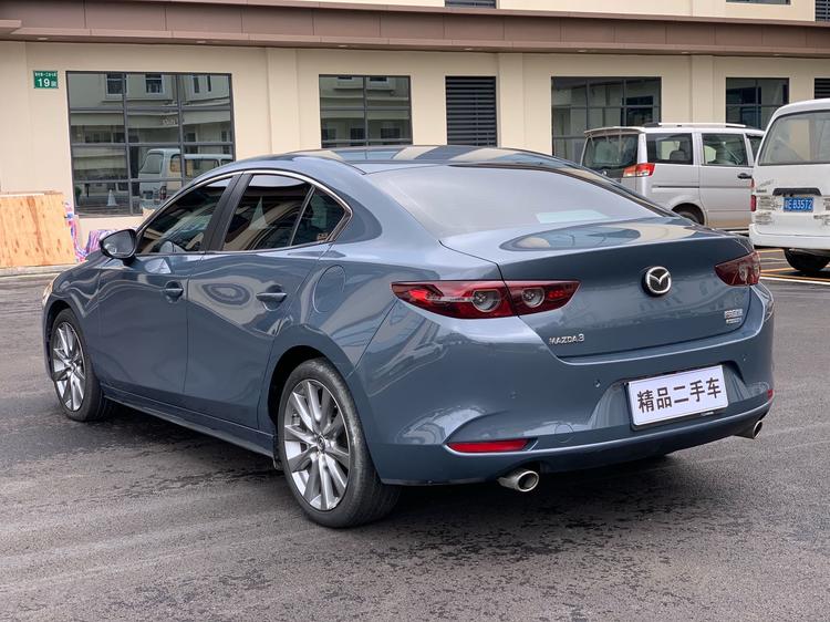 Mazda 3 Axela 2.0L Automatic Edition