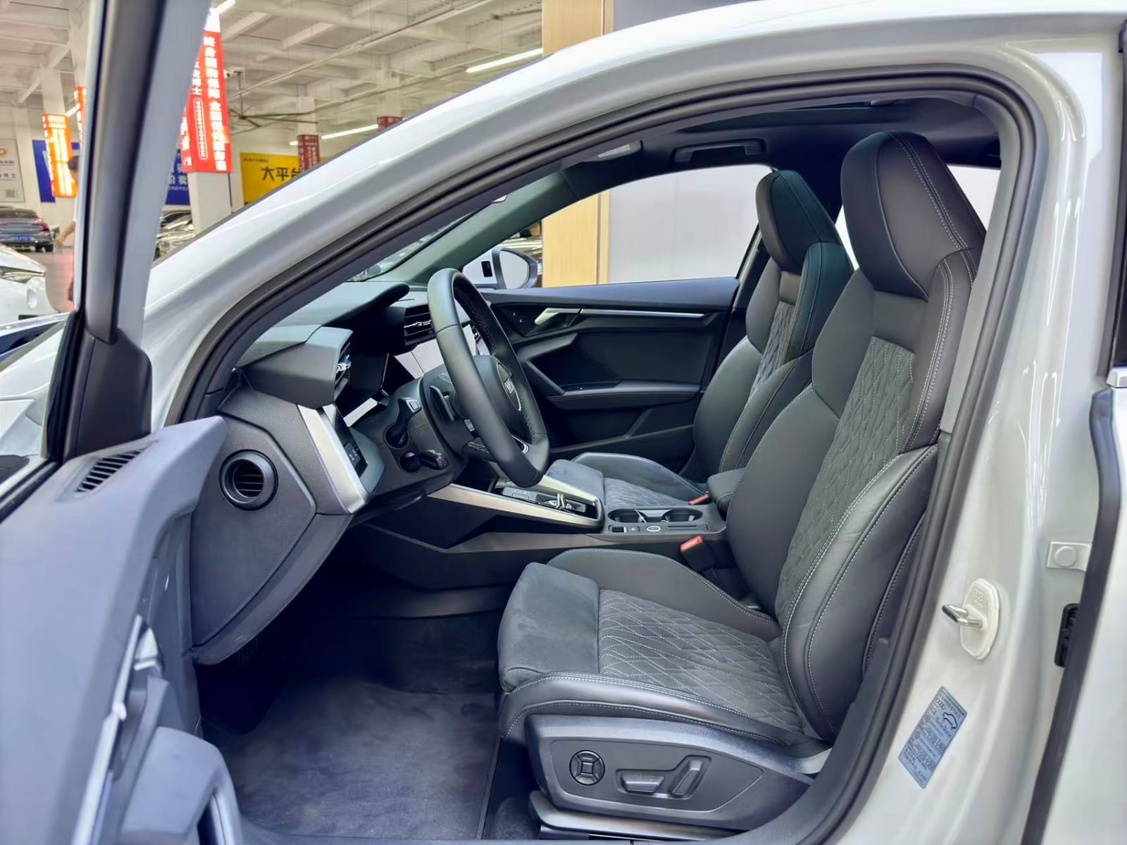 Audi A3L Limousine 35 TFSI Luxury Sport